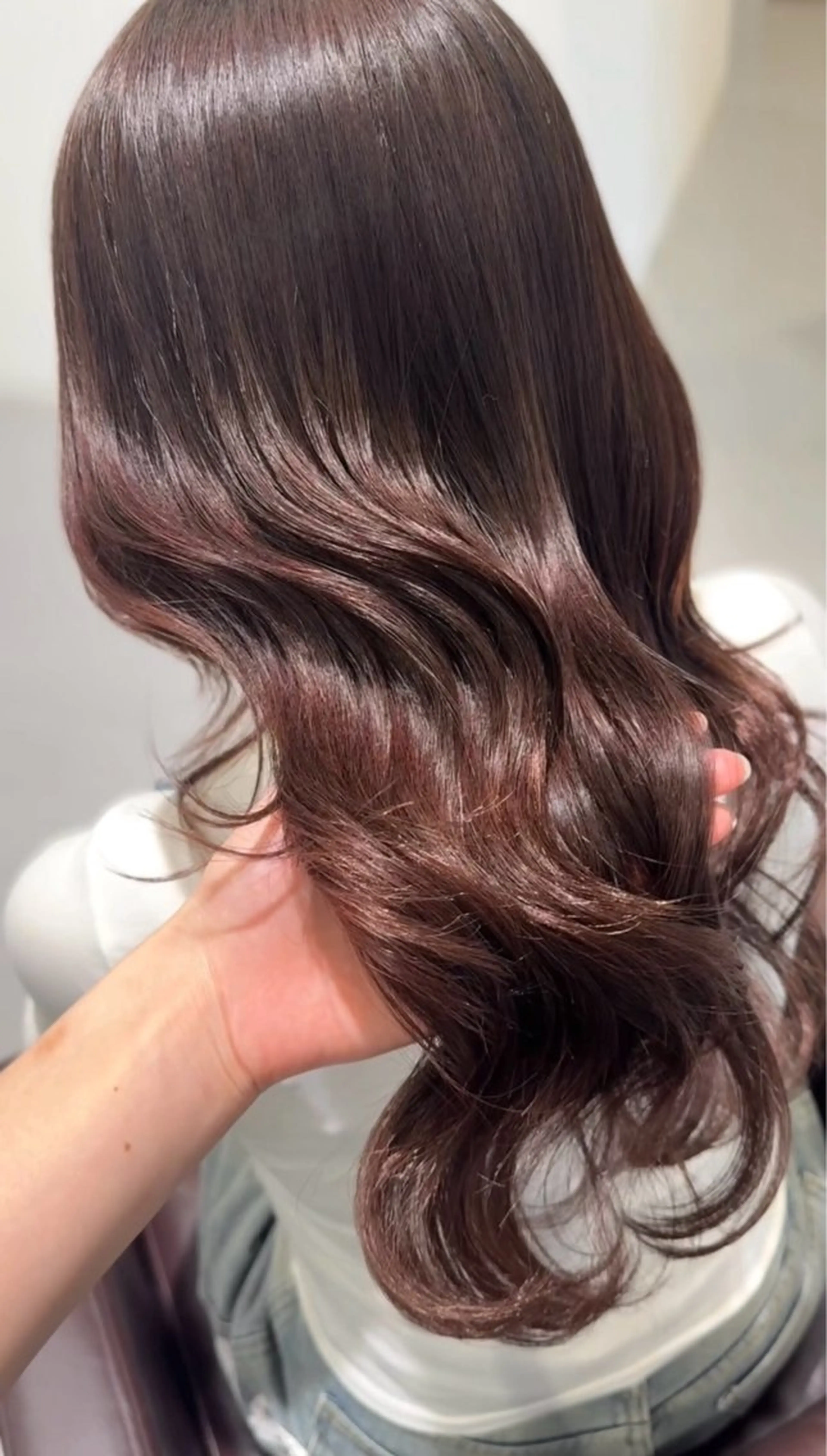 ロング ヘアカラー ️🫧透明感カラー& 髪質改善🎀いさきのヘアスタイル