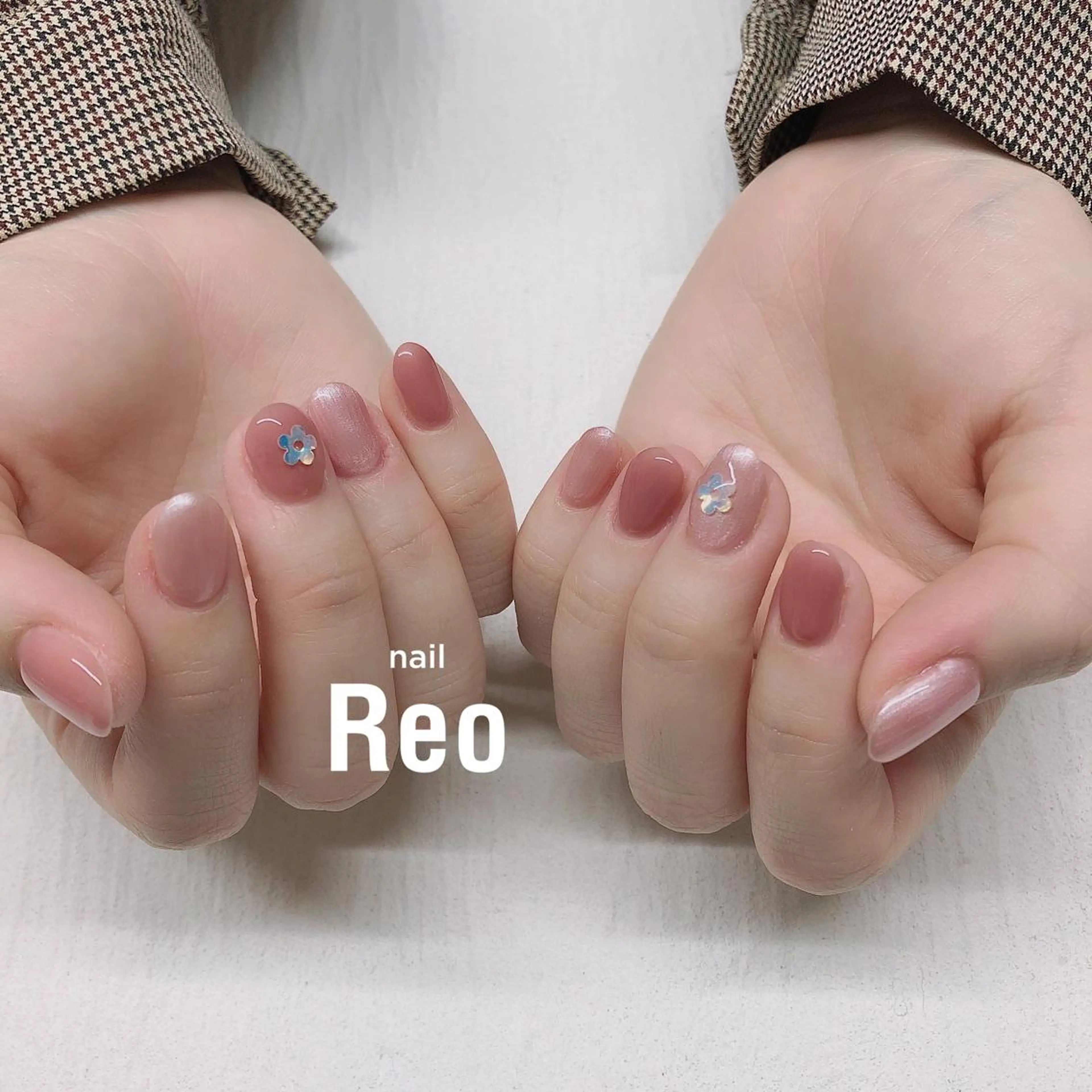 ミディアム ネイル Reonail 💕Kana💕のネイルデザイン