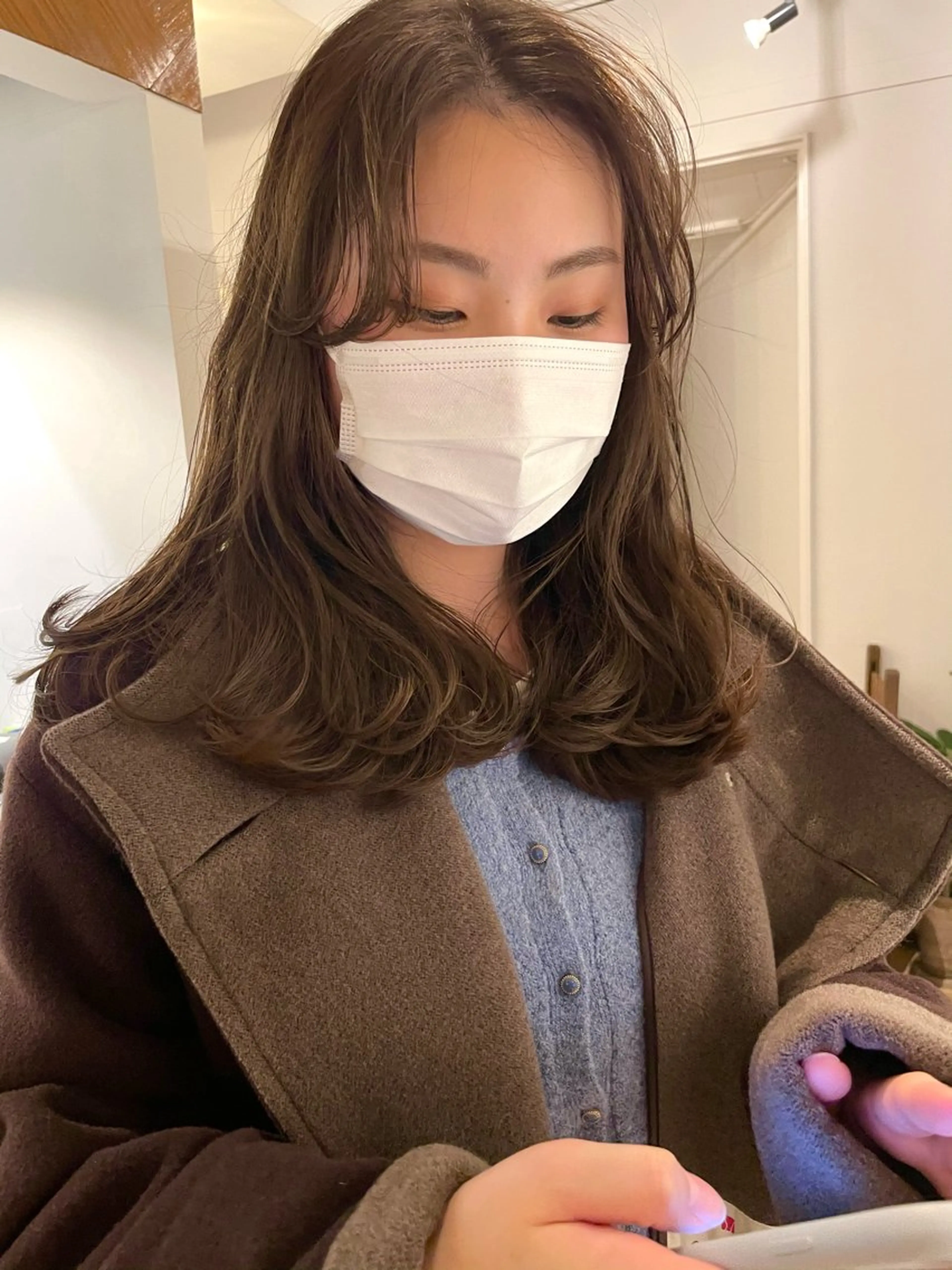 セミロング カラー SALOWIN武蔵小杉店所属・中顔面短縮ｘ髪質改善 絹髪をつくる人｜大橋のヘアスタイル