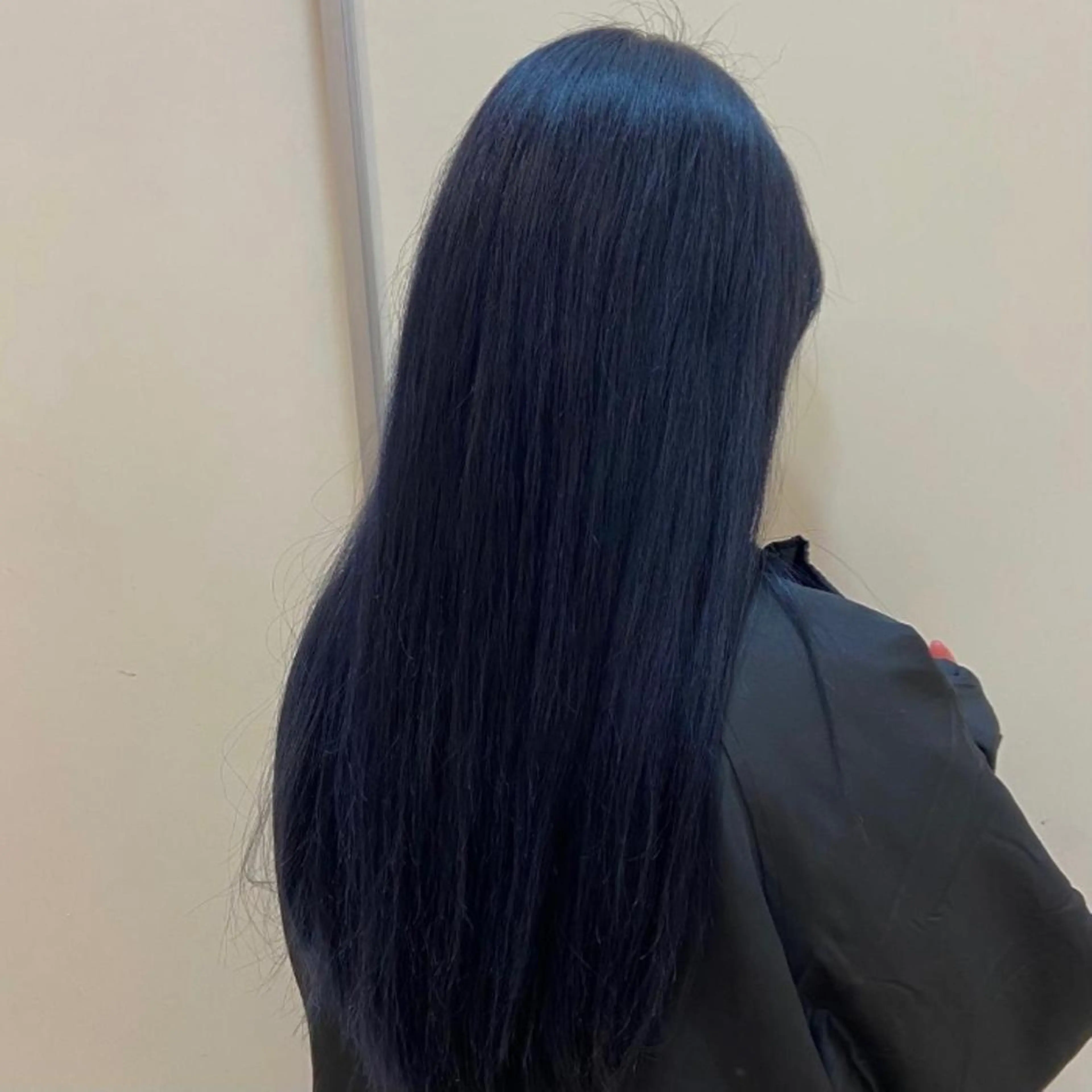 ロング カラー ヘアアレンジ Mirai 🧸のヘアスタイル