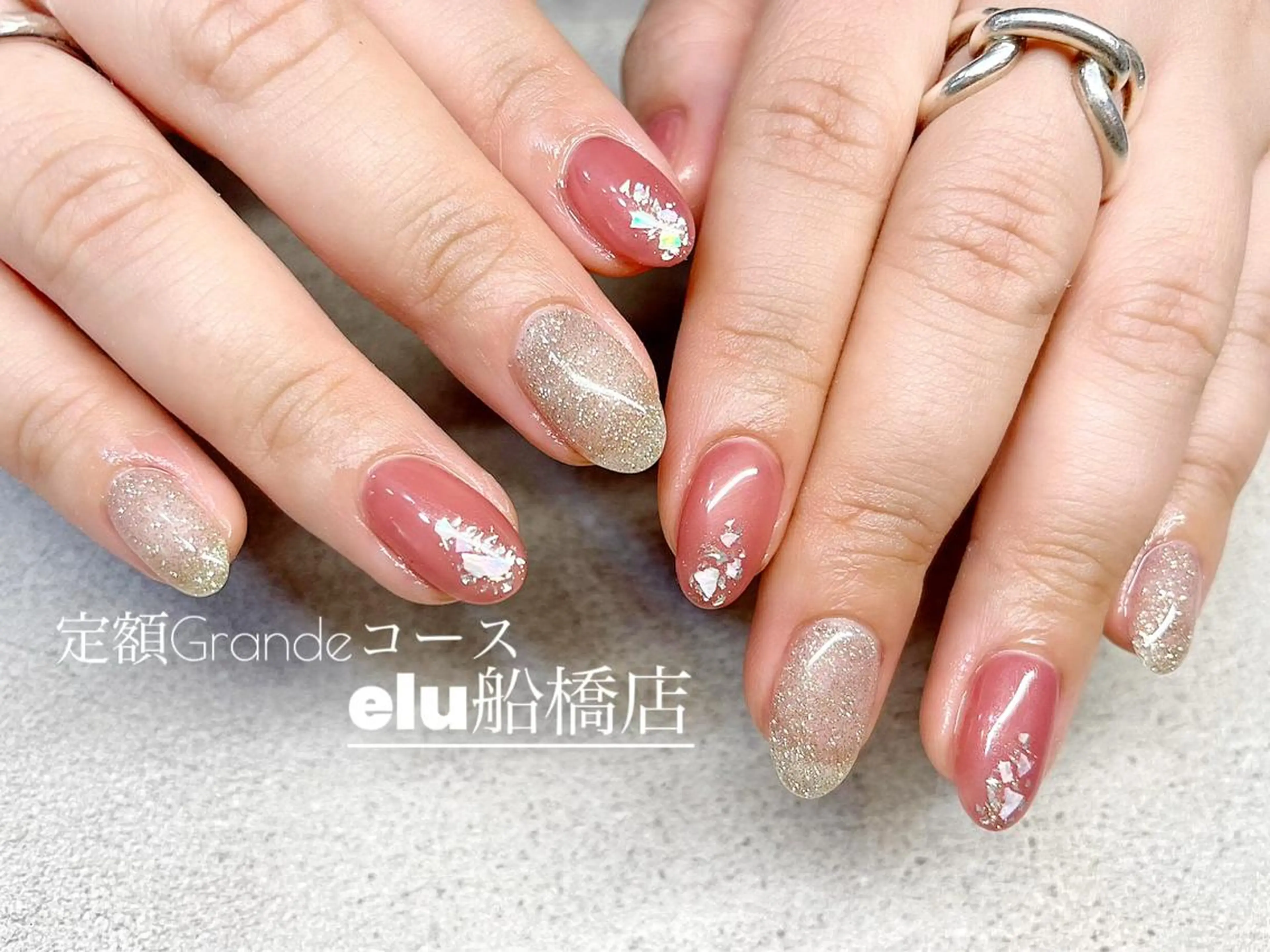 ネイル elu ：nail＆eyeのネイルデザイン