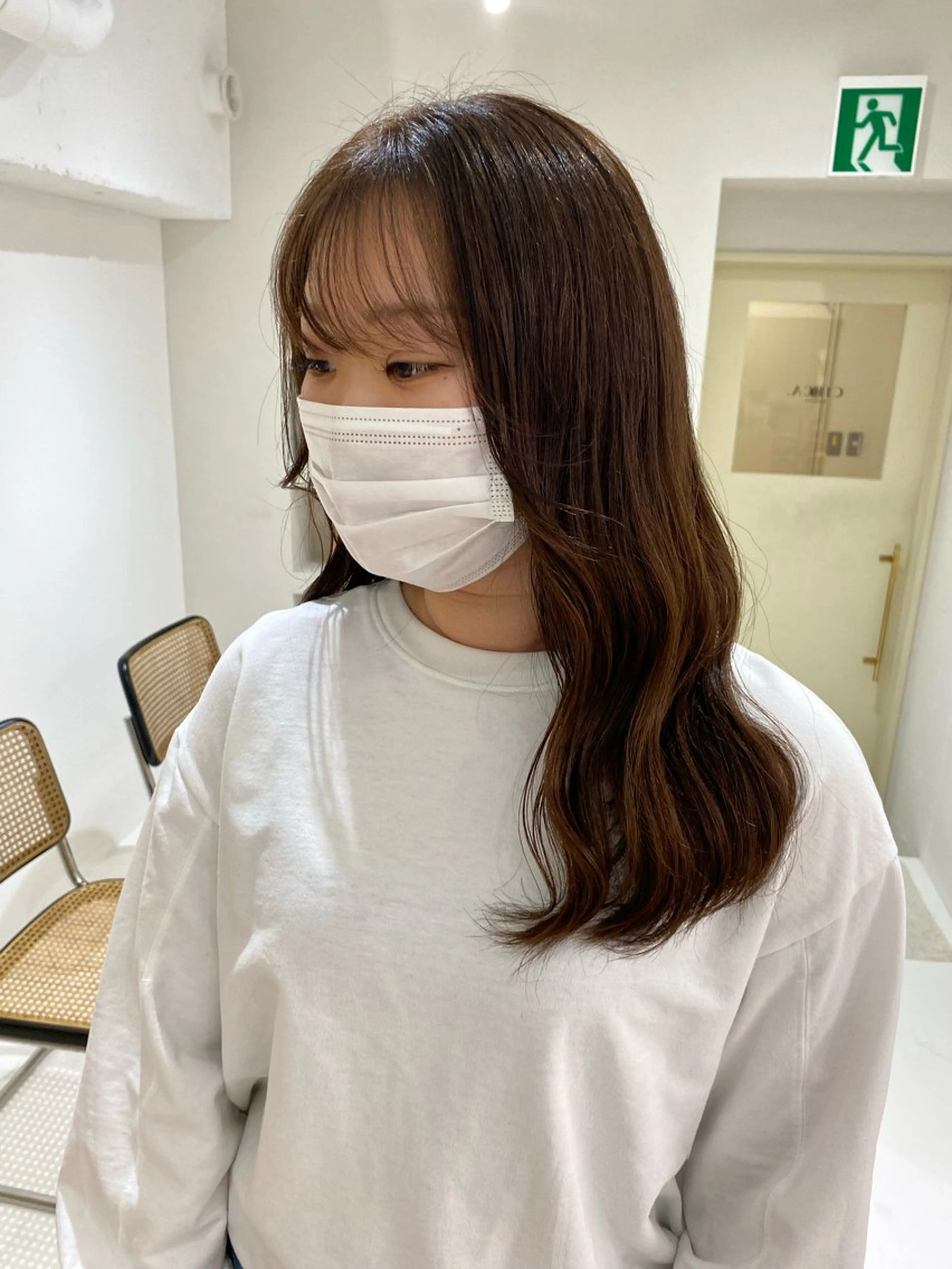 セミロング カラー ベージュカラー ラベンダーカラー 似合わせレイヤー、 透けカラー/杉本花のヘアスタイル