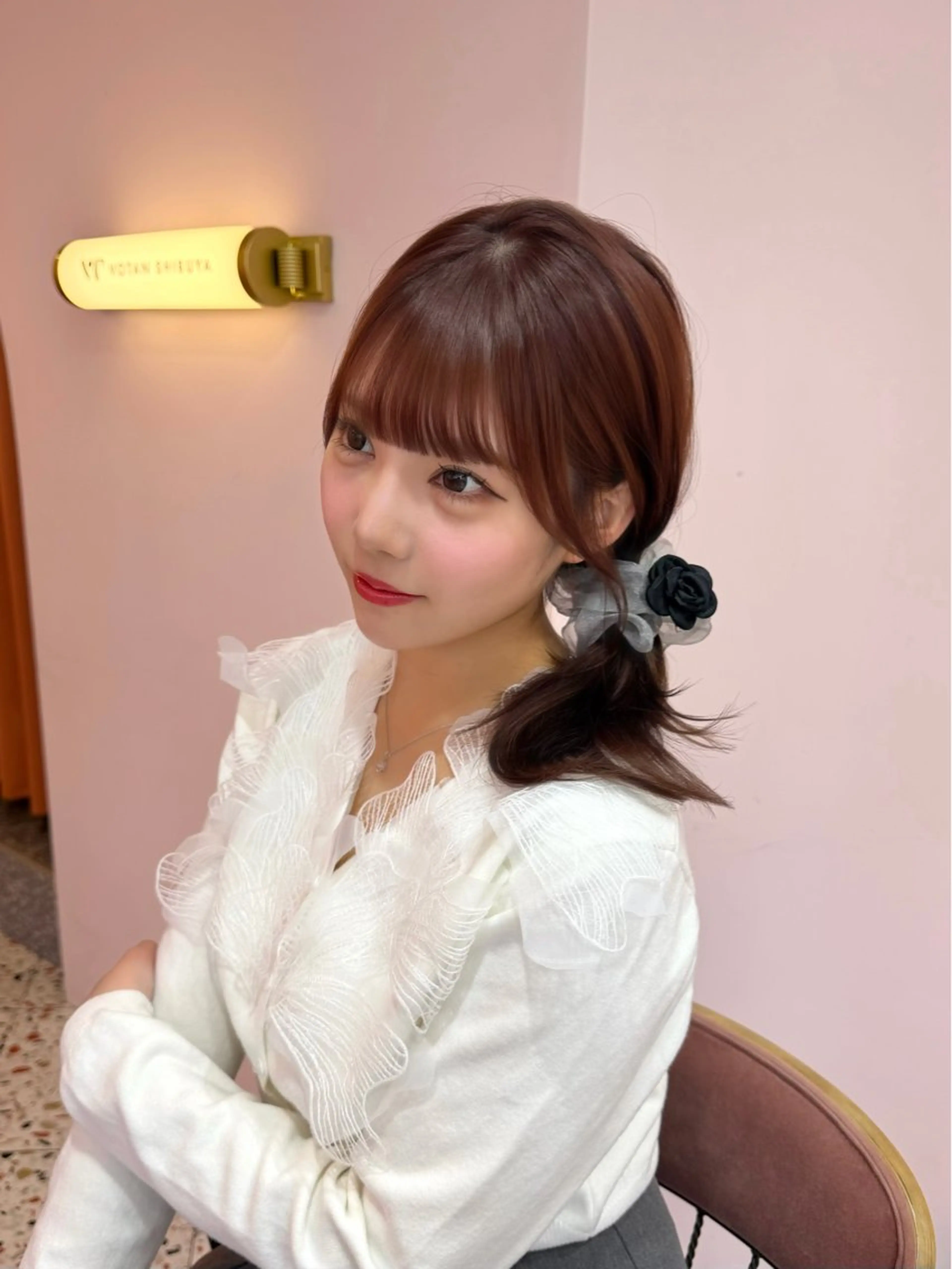 セミロング カラー ベージュカラー ブリーチ ブラウンカラー チョコレートブラウン 透明感カラー カット ヘアカラー トリートメント 渋谷/韓国ヘア/ 顔まわり♡Ayakaのヘアスタイル