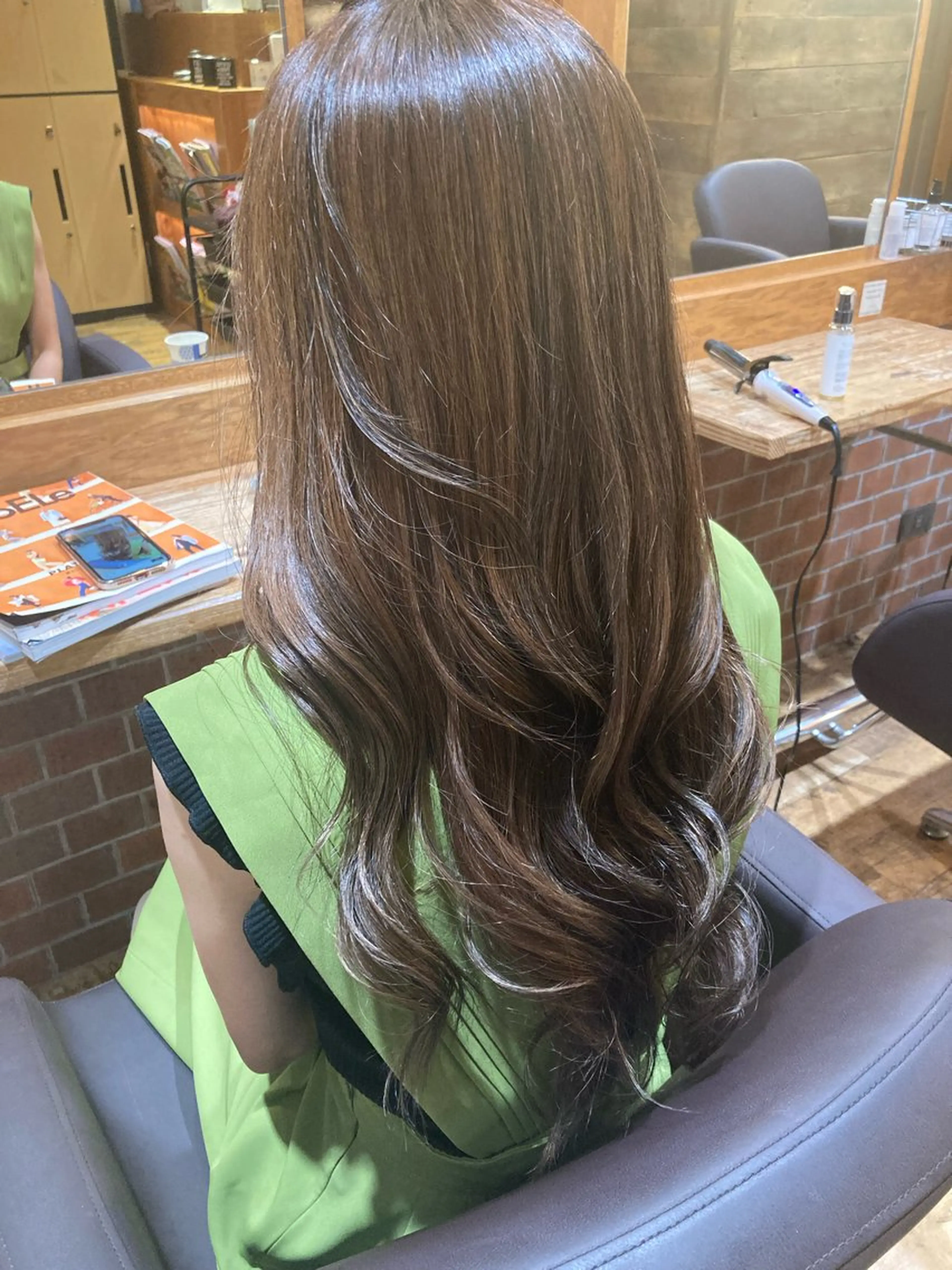 ロング カット ヘアカラー 菊地 優斗のヘアスタイル