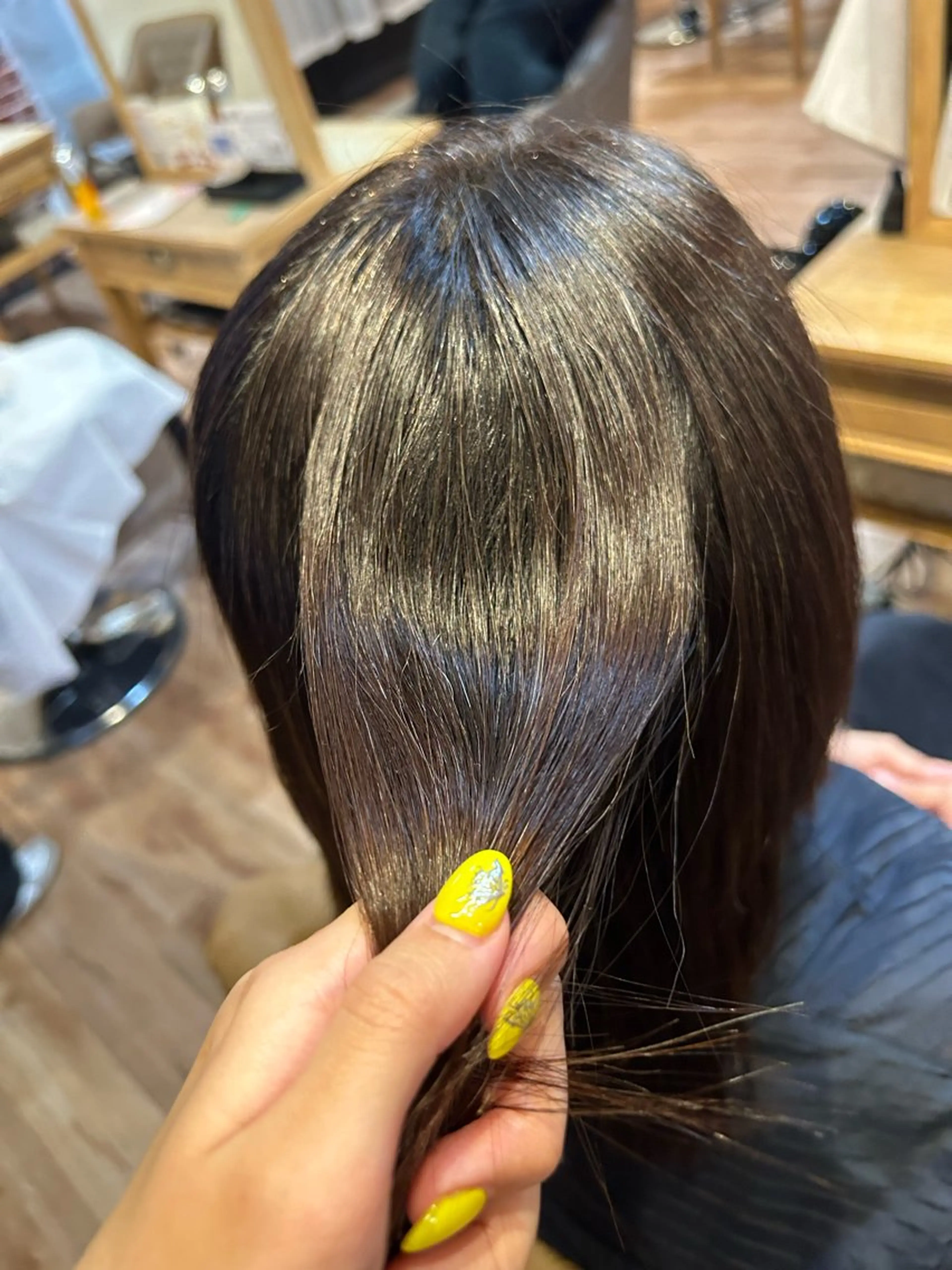 ミディアム 巽 愛夏のヘアスタイル