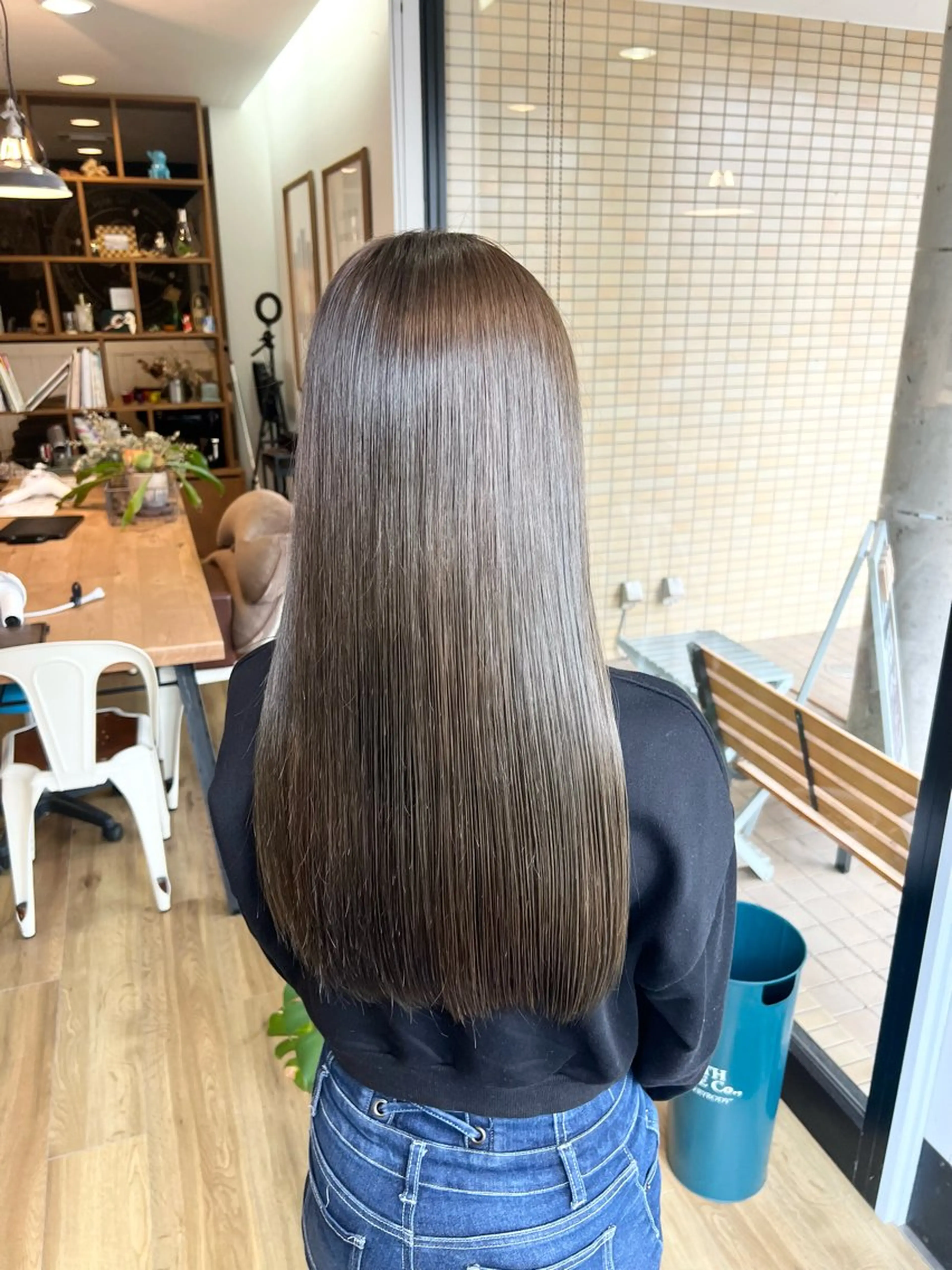 ロング カラー ベージュカラー カット ヘアカラー トリートメント 堀 望美のヘアスタイル