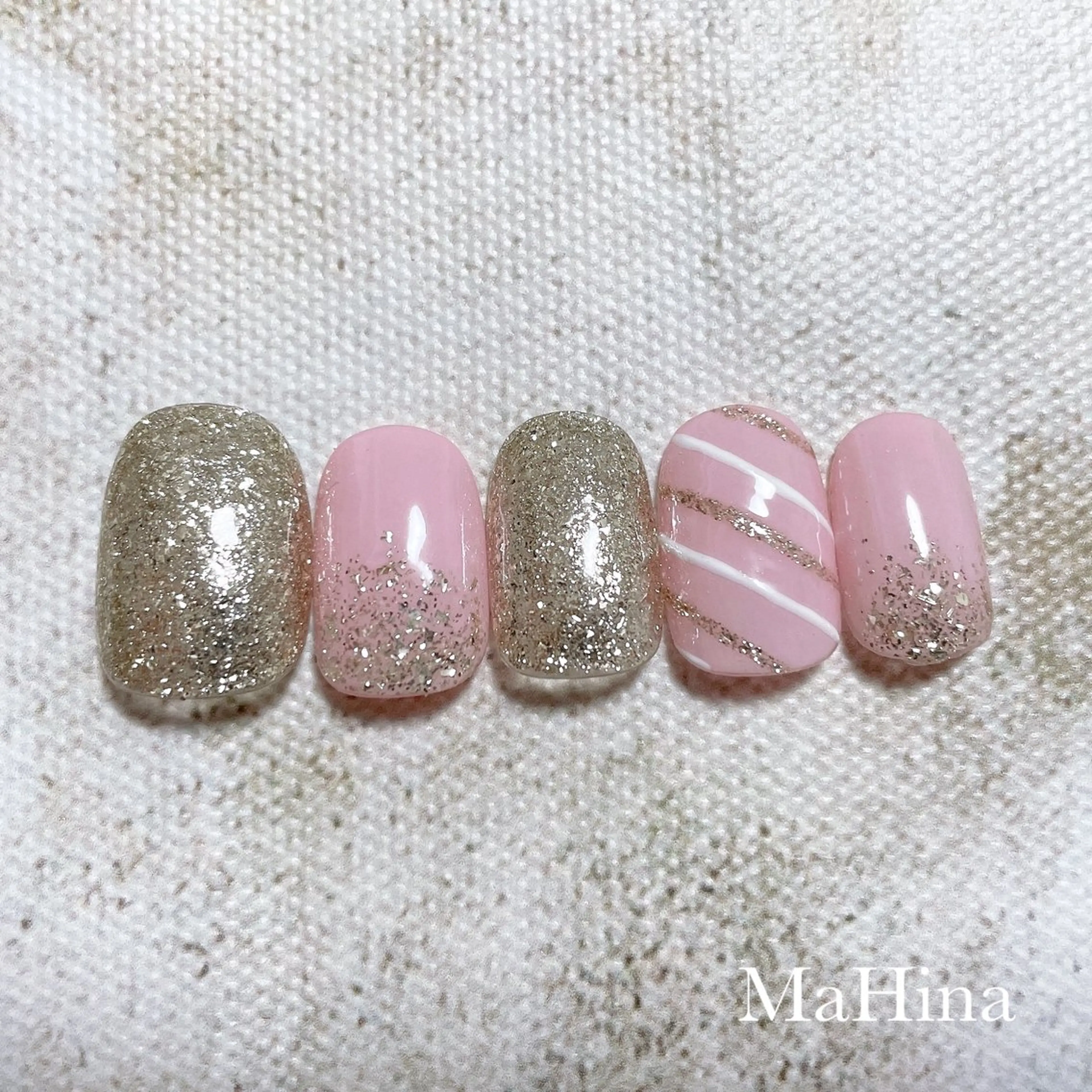 ネイル 冬ネイル ハンドネイル MaHina🌙 salonのネイルデザイン