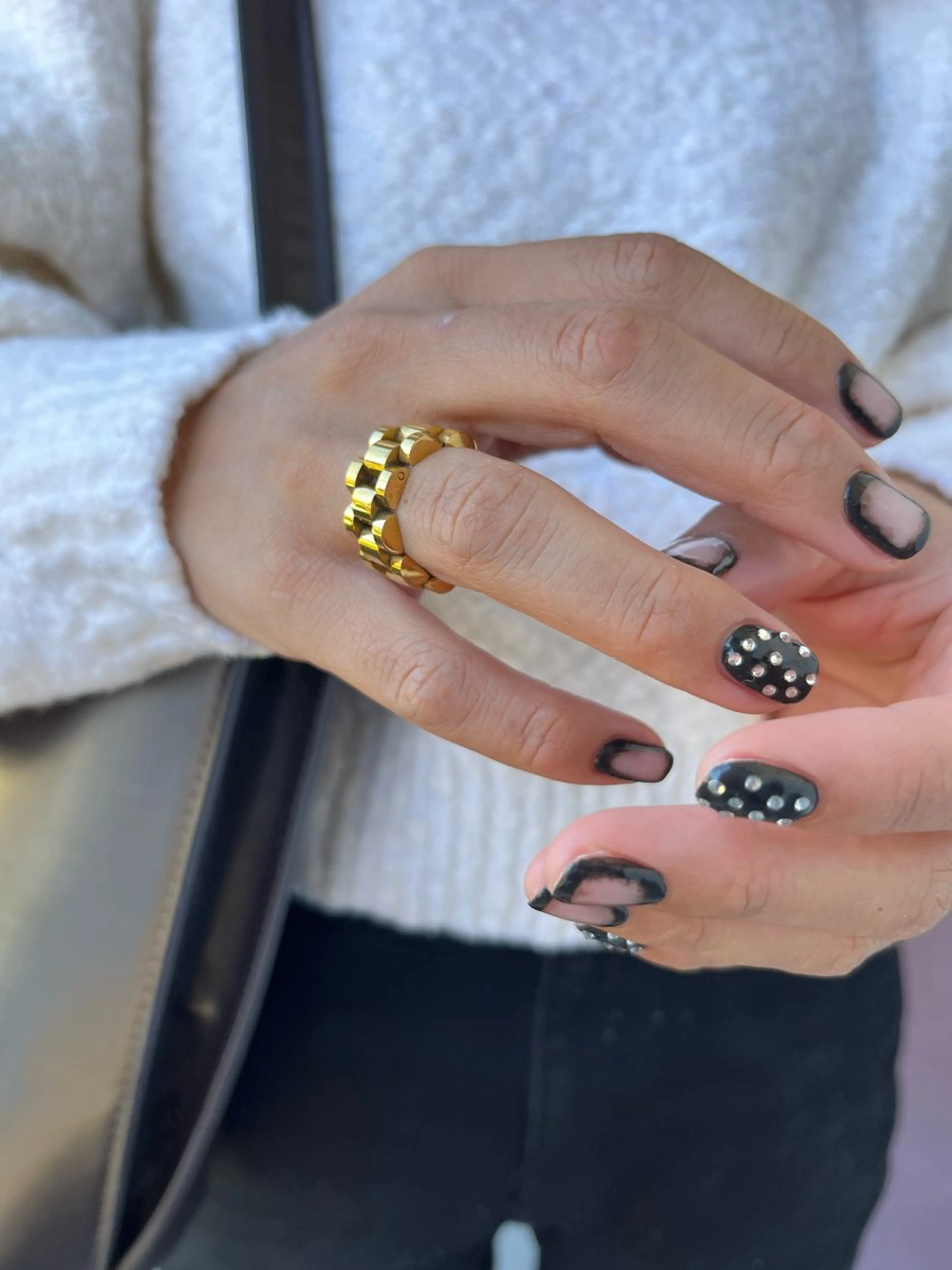 hand design +の写真