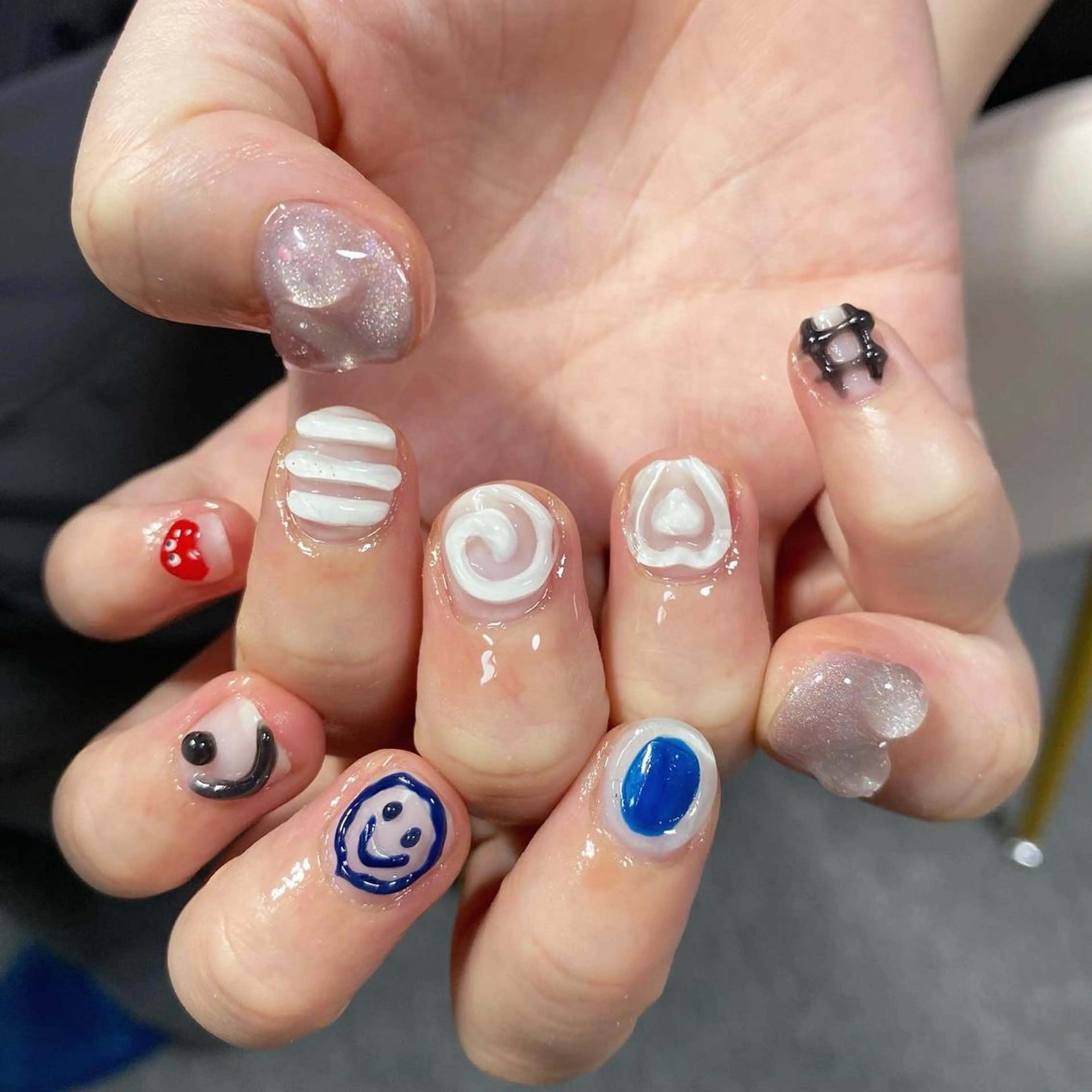 ネイル I pinknail 韓国風·持ち込み専門のネイルデザイン