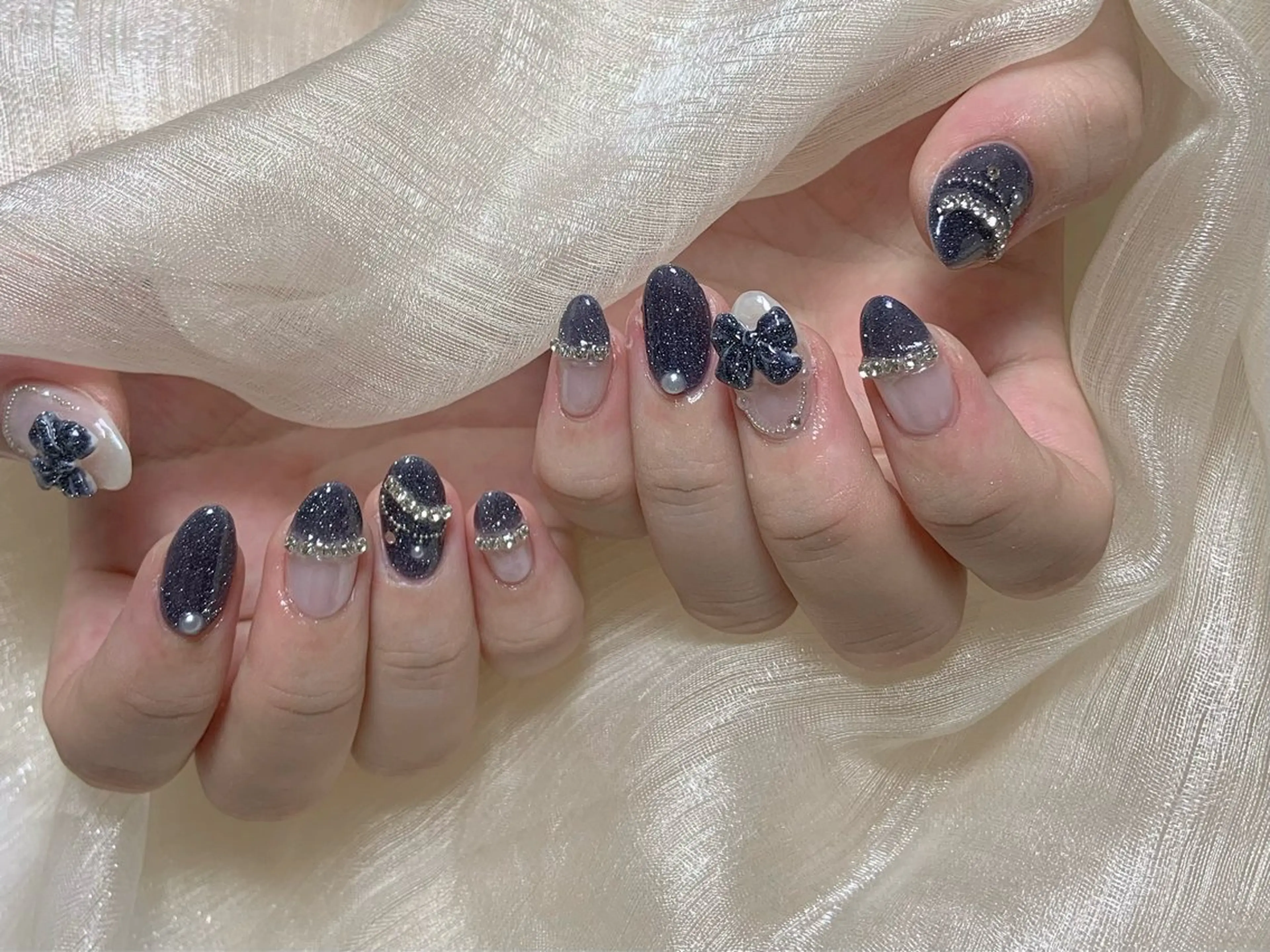 ネイル オーロラネイル チークネイル フレンチネイル ジェルネイル ガラスフレンチ Nail Jolieのネイルデザイン