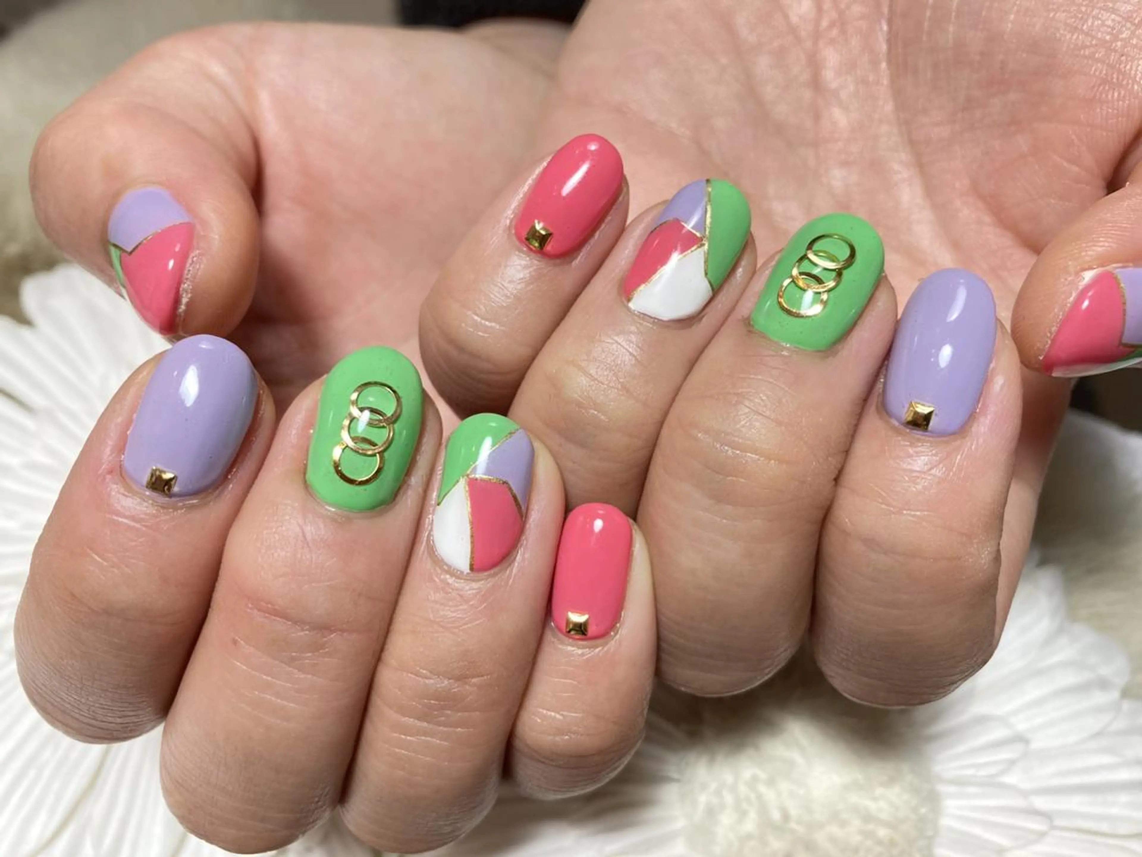 ネイル Yakko pas á pasのネイルデザイン