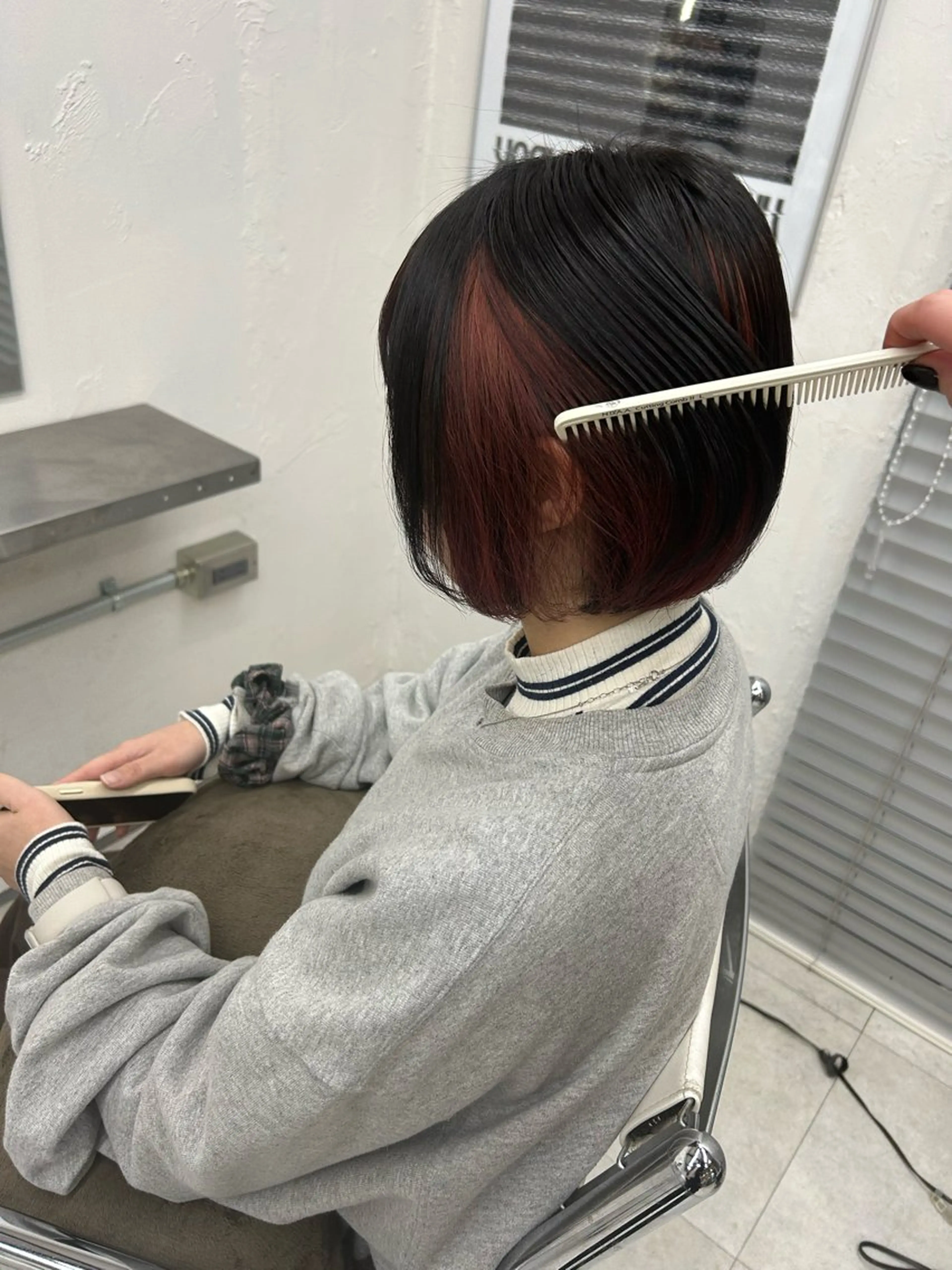 カラー 田口 莉奈のヘアスタイル