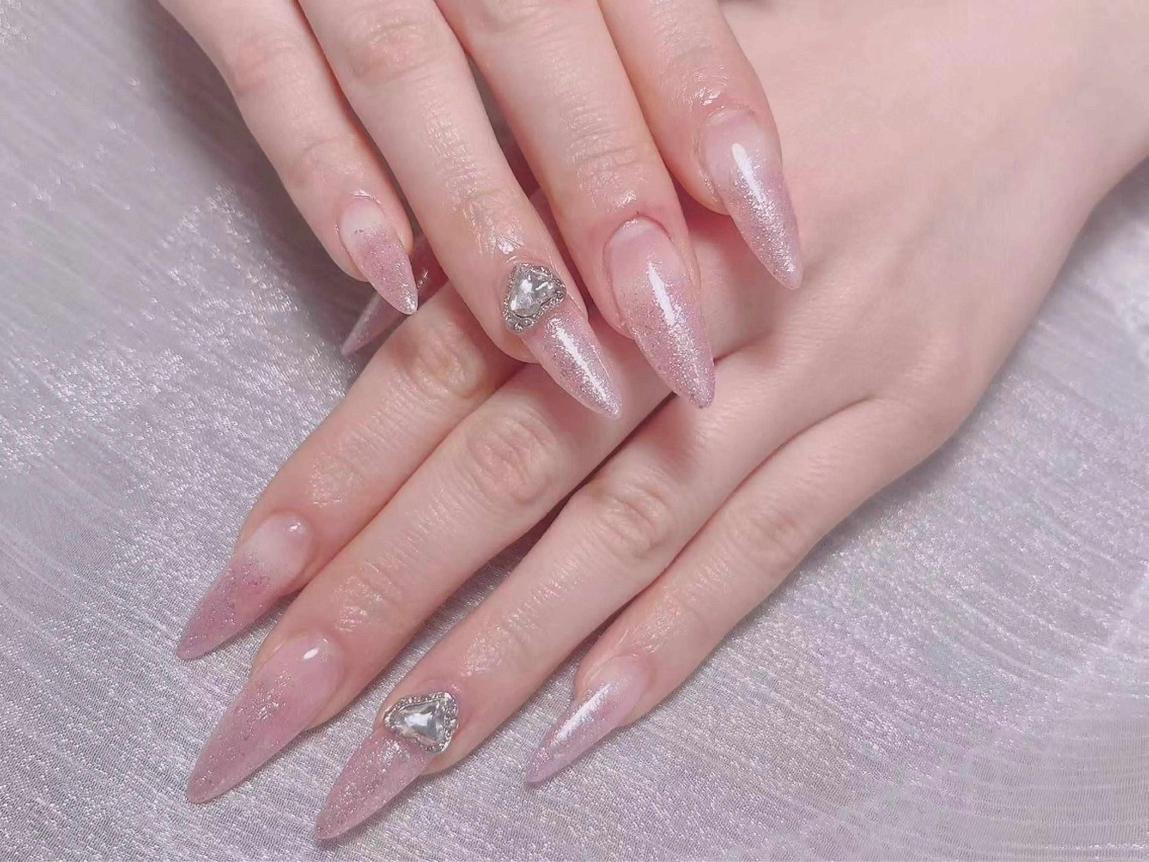 ネイル ハンドネイル Kari ネイルサロンのネイルデザイン