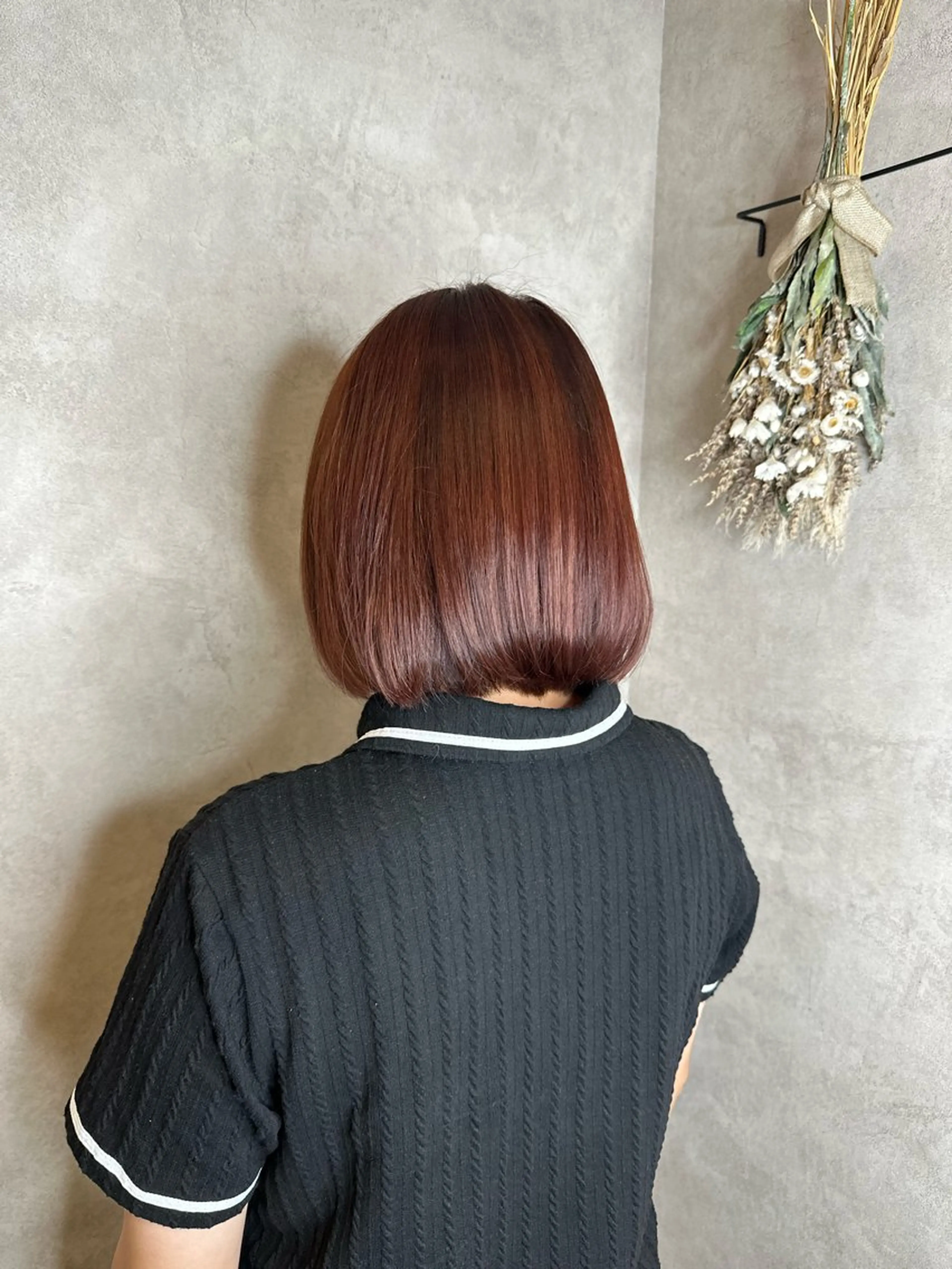 ミディアム カラー レッドカラー 廣末 千菜のヘアスタイル