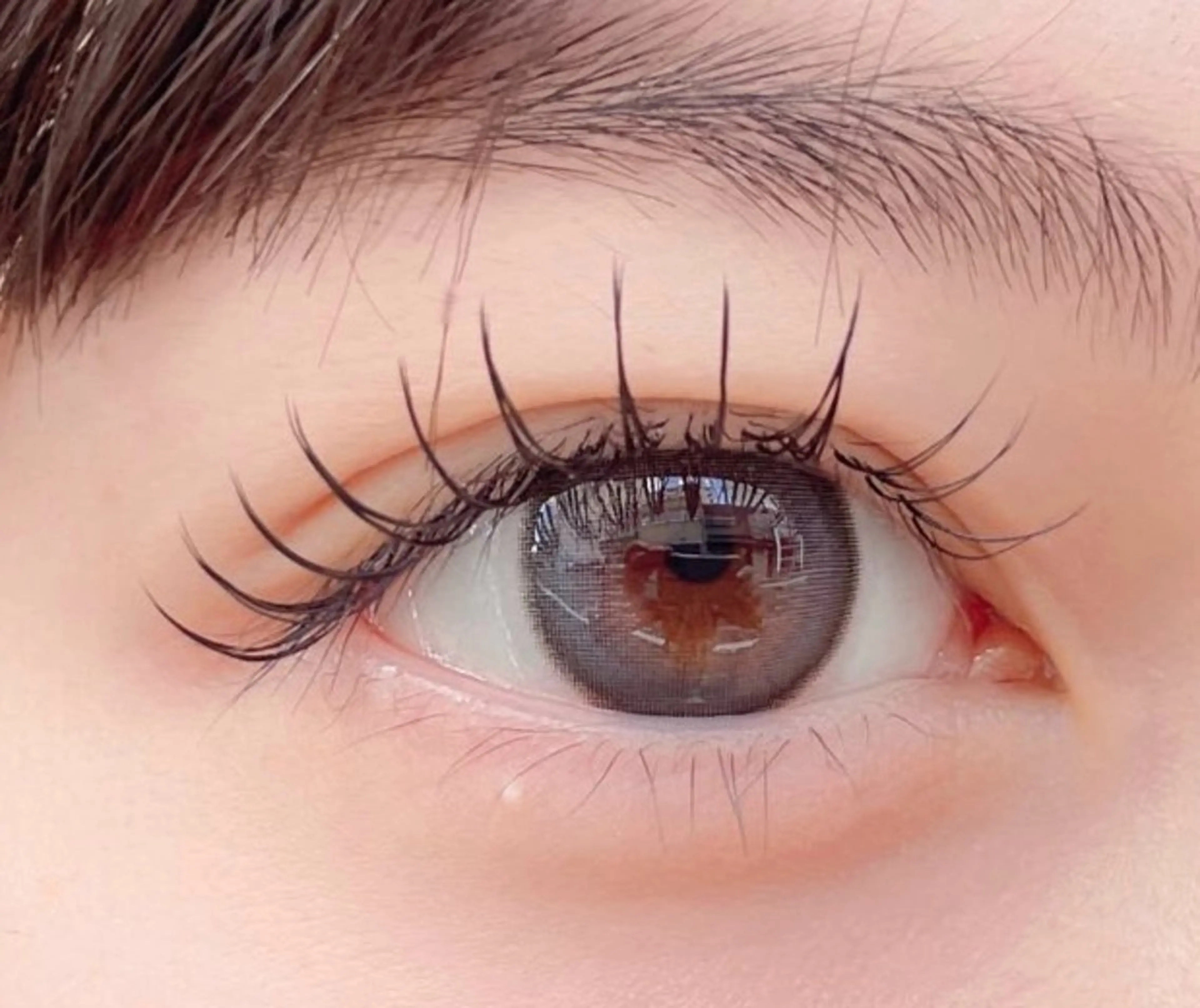 マツエク・マツパ フラットラッシュ マツエク eye salon ef まつげと眉毛の専門店所属・eye salon ef  オオツキのマツエク・マツパデザイン