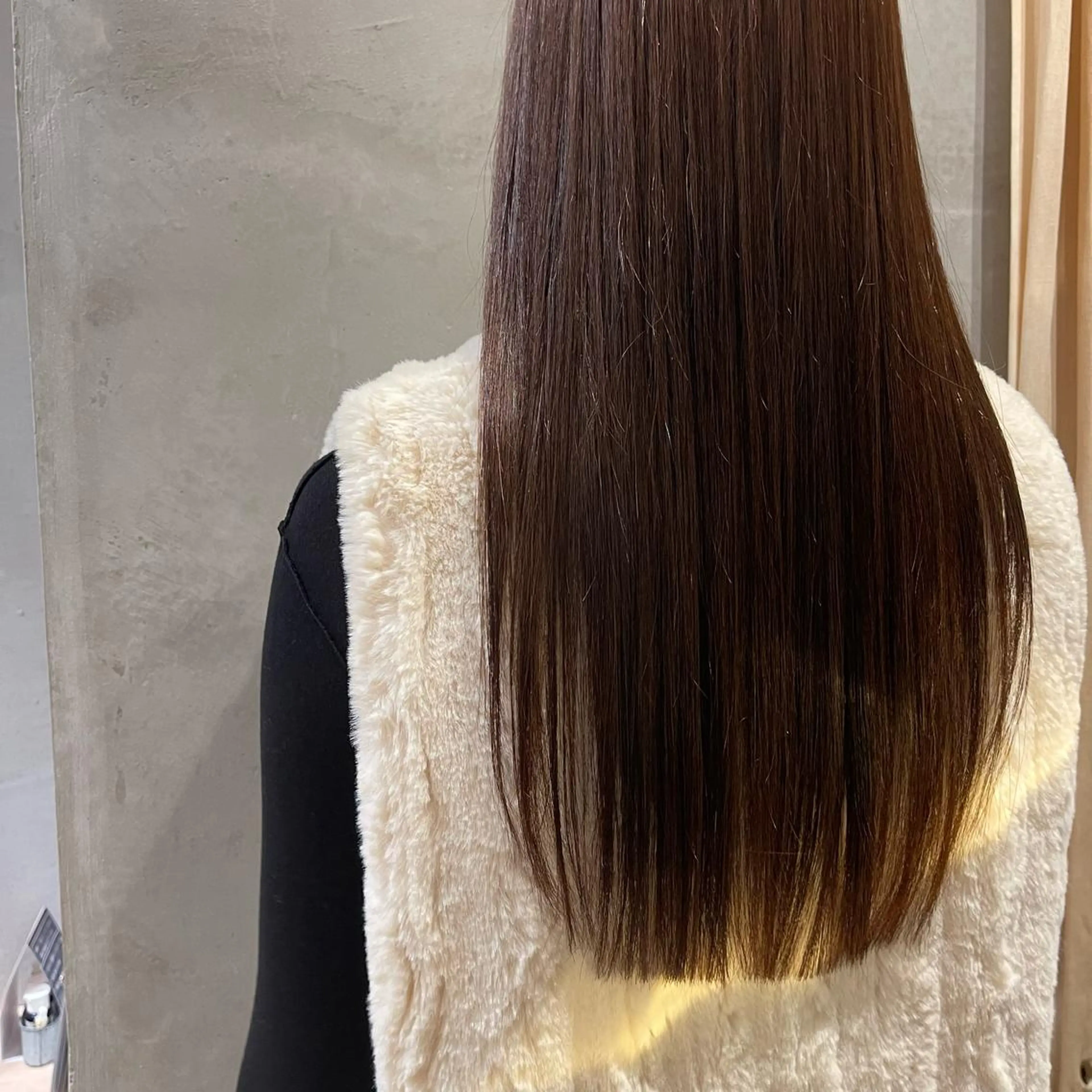 ロング カラー パーマ ヘアアレンジ ネイル マツエク・マツパ ロング ロングネイル 高井瑠華🌼 ストカールカット特化のヘアスタイル