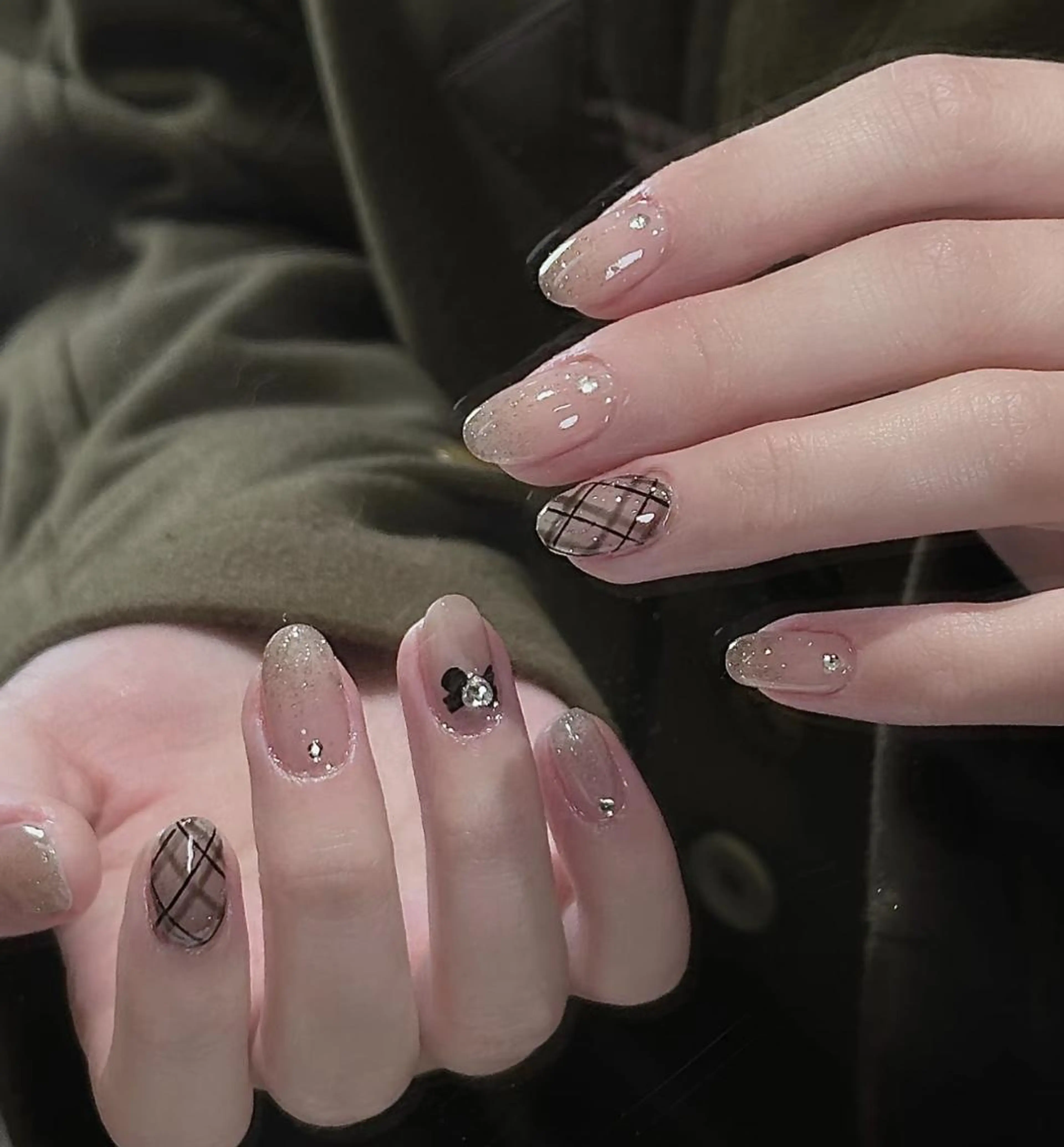 ネイル ハンドネイル 🎀 NaNa_nailのネイルデザイン