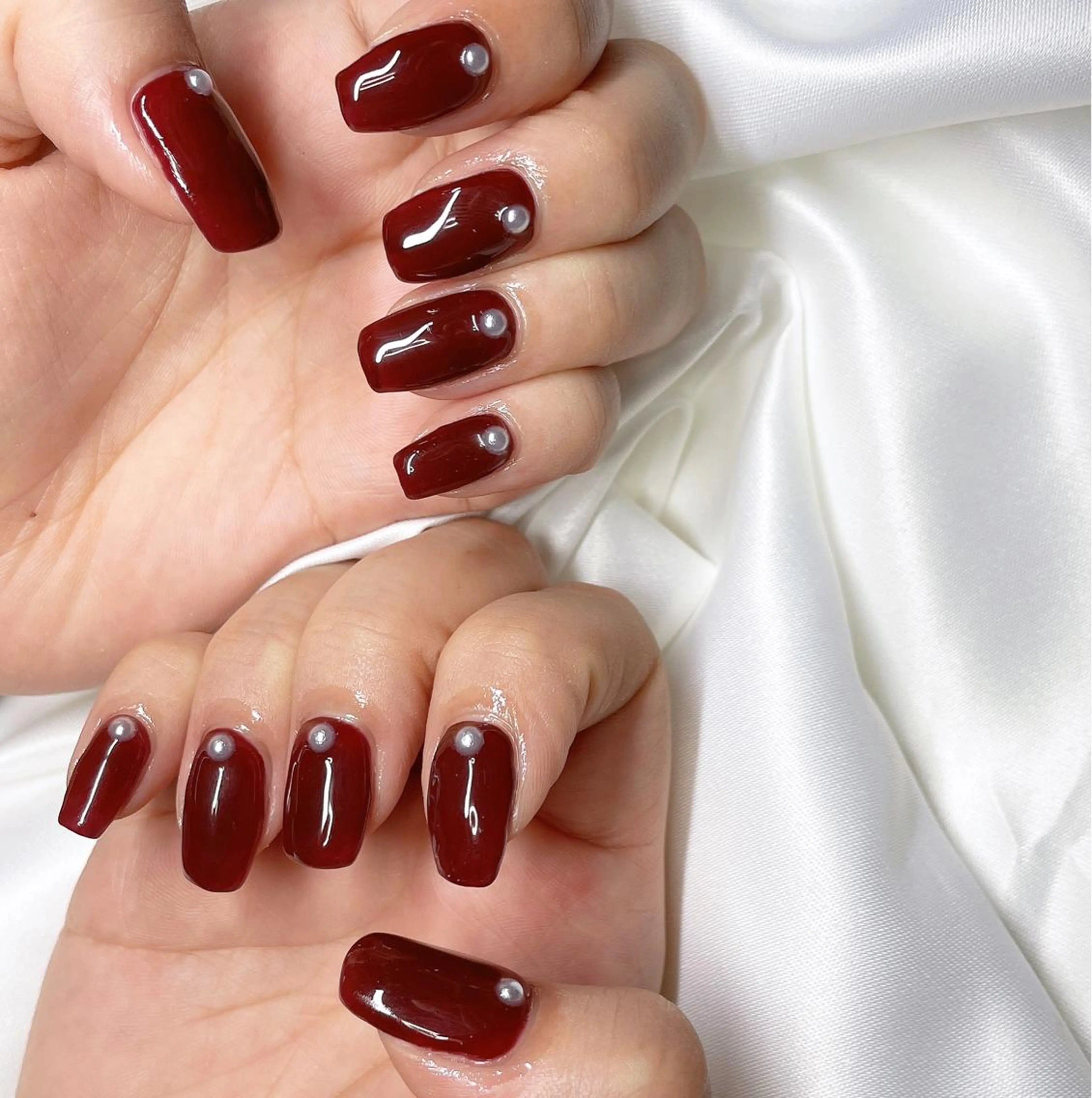 ネイル 23時まで❤︎韓国、 ワンホンネイルのネイルデザイン