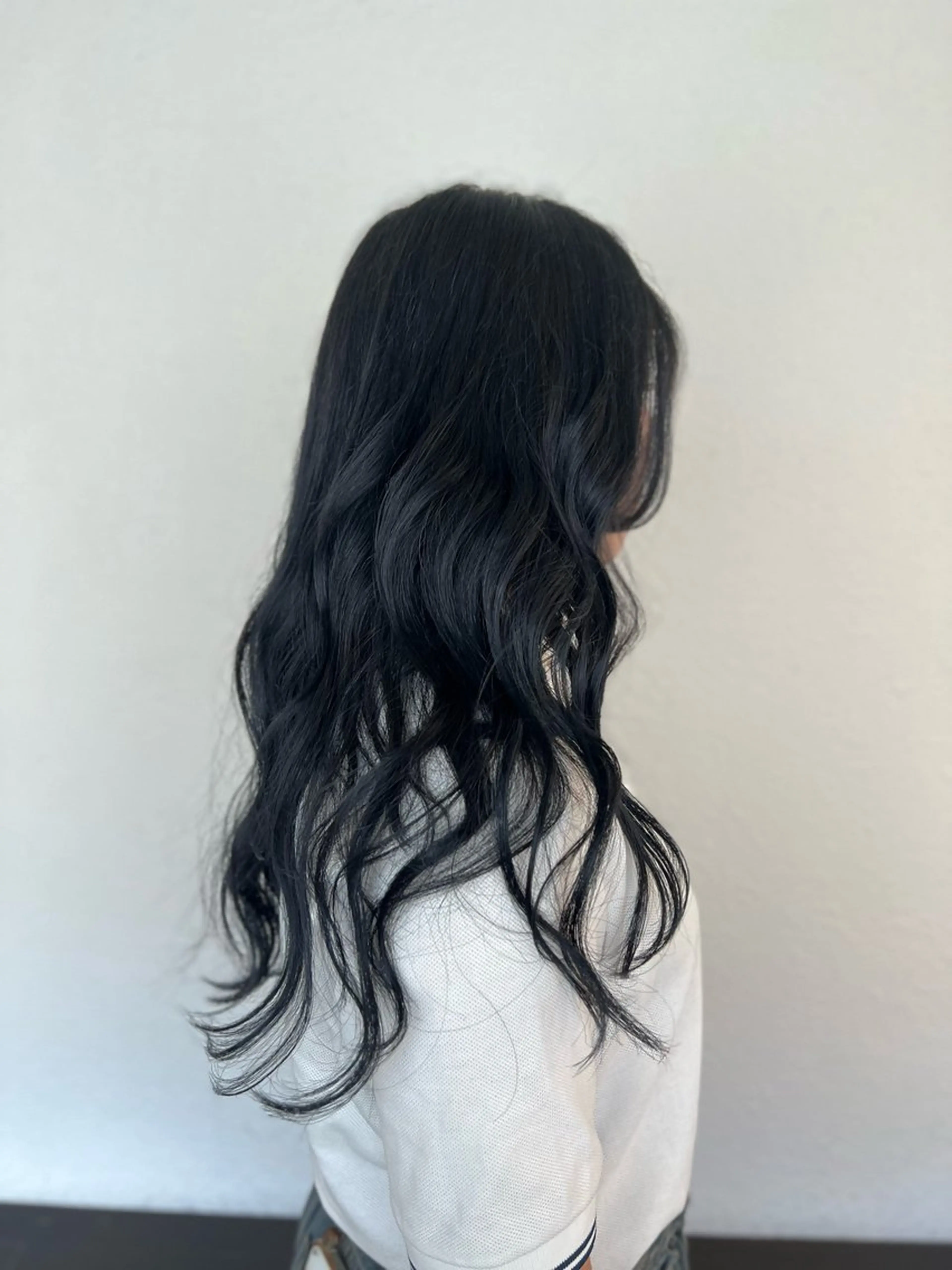 ロング カラー 黒髪 ブルーカラー ブルーブラック 髪質改善✖️透明感/ レイヤー/はるなのヘアスタイル