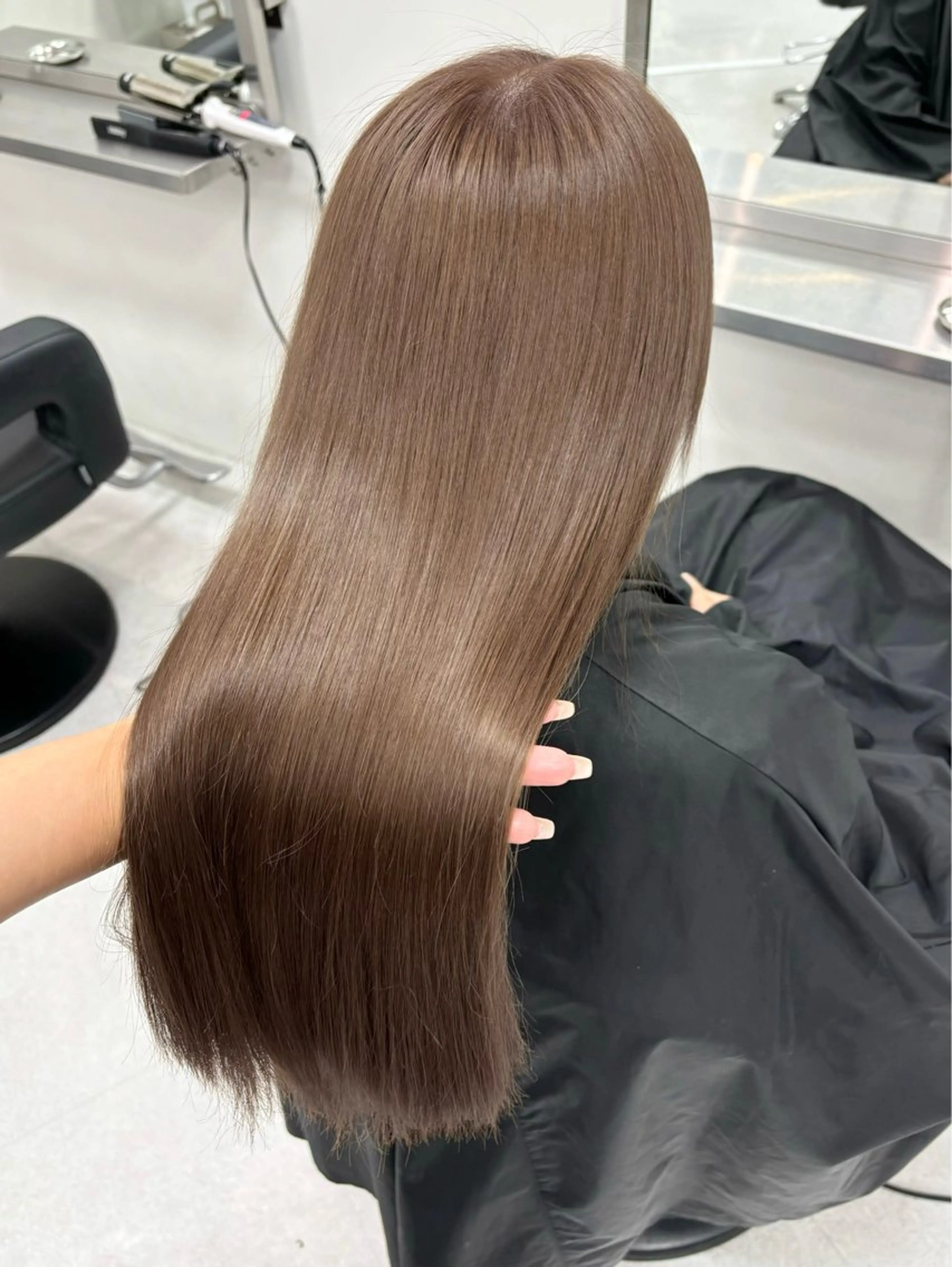 ロング カラー ベージュカラー 髪質改善 縮毛矯正 トリートメント カット ヘアカラー 韓国レイヤー/ 縮毛矯正🎀minaのヘアスタイル