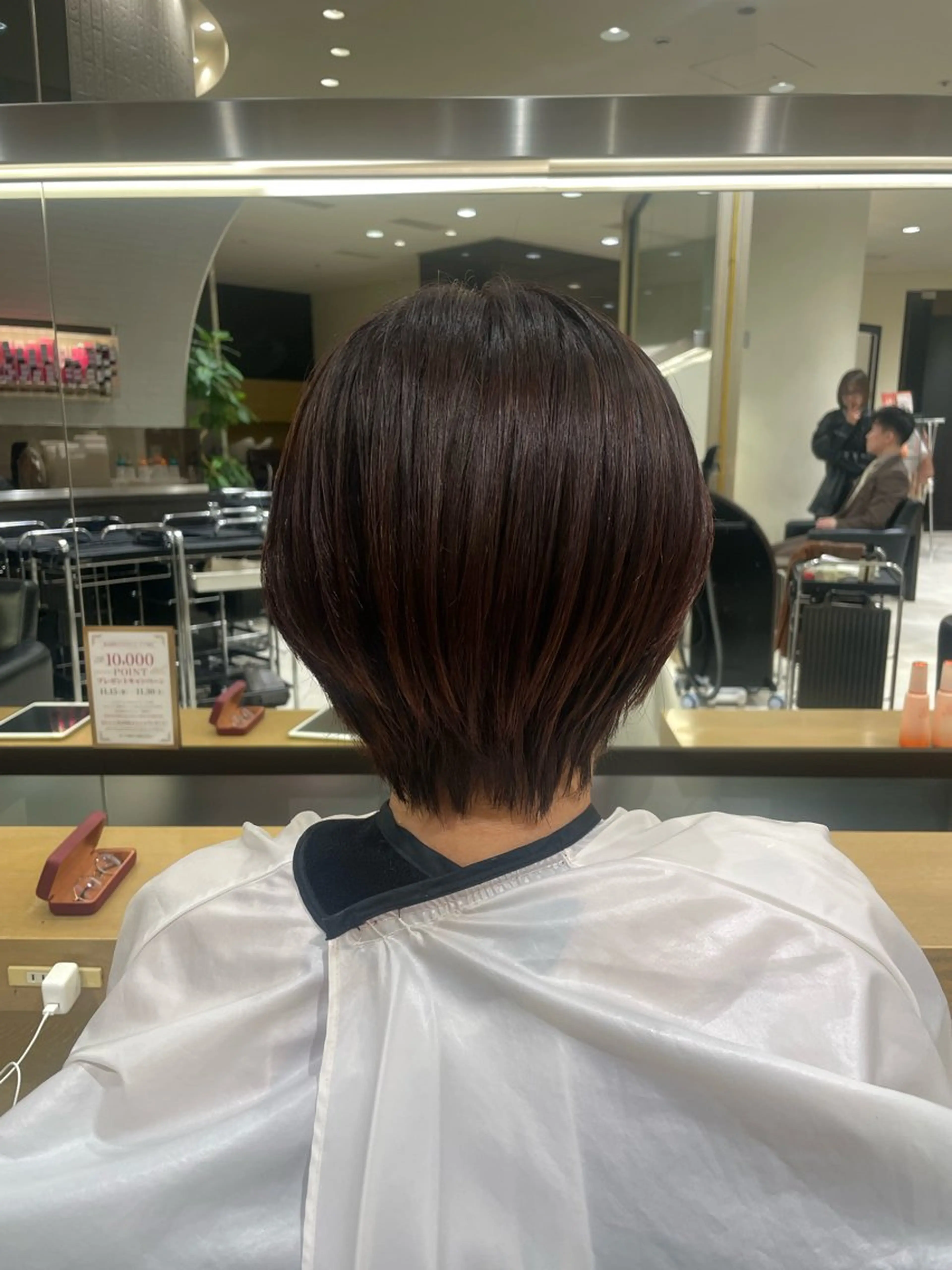 ショート カラー 大川 美優のヘアスタイル