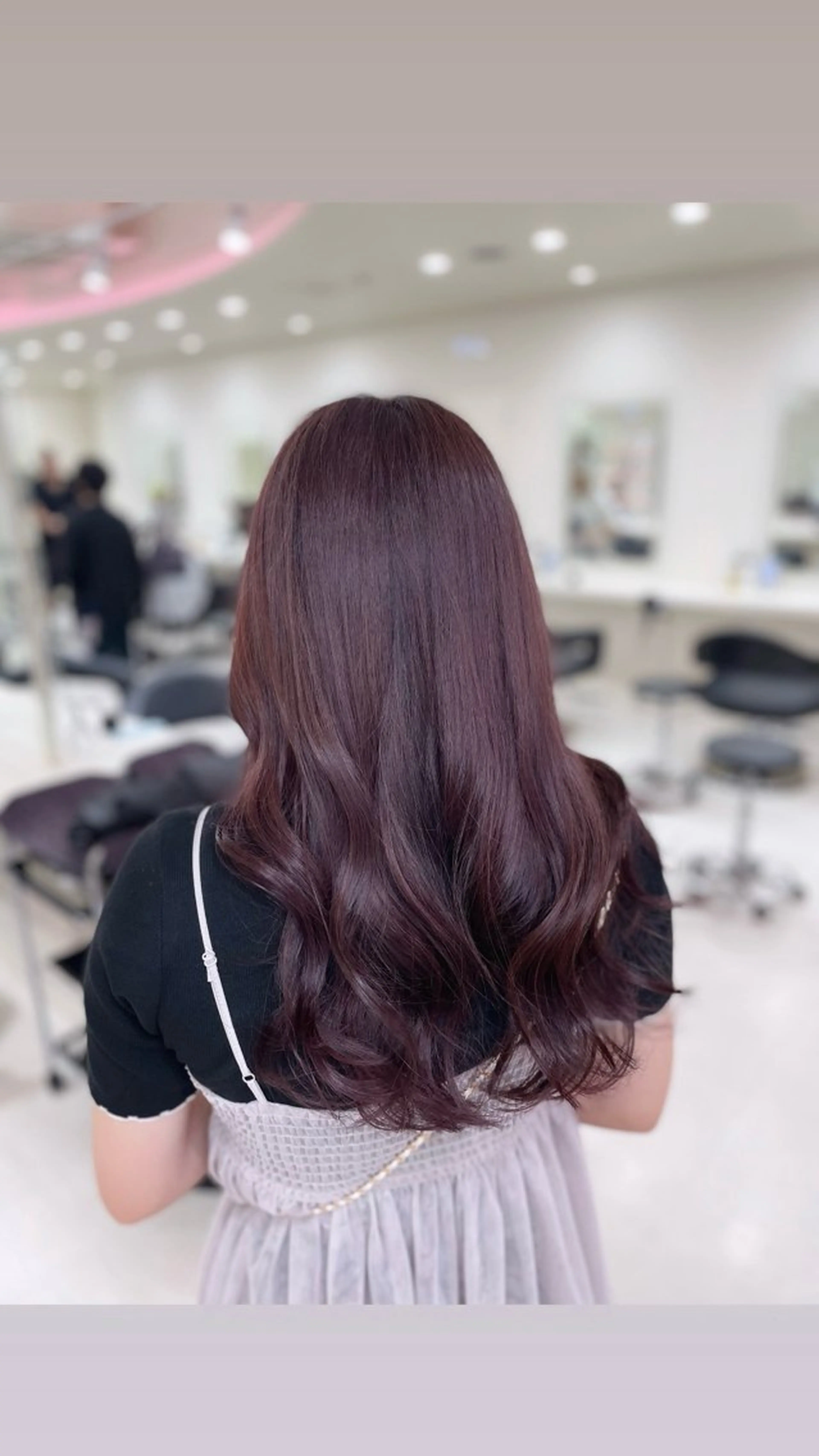 ロング ヘアカラー 🎀淡めモテカラー WAKANA🎀のヘアスタイル