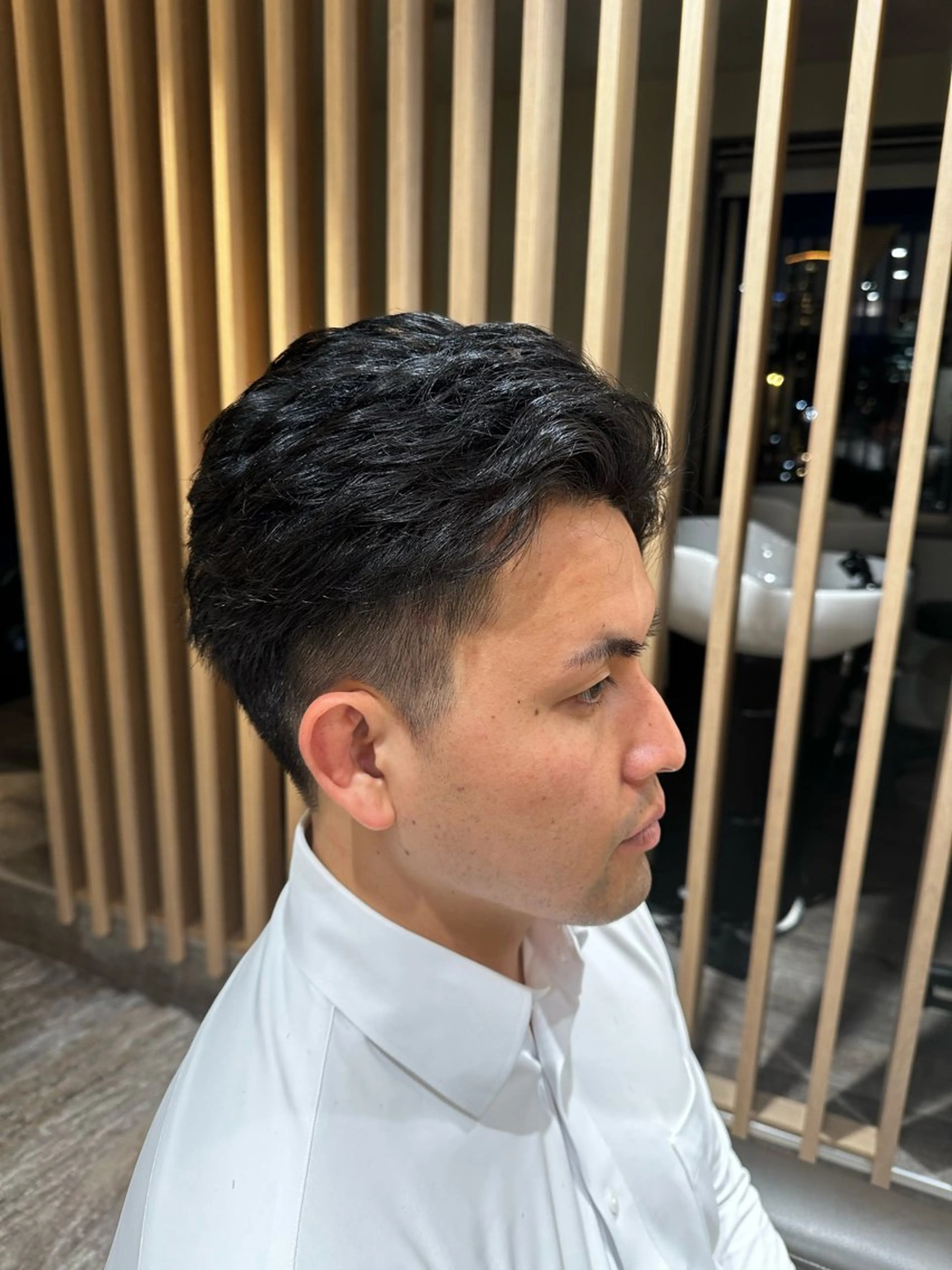 ショート パーマ メンズ センターパート 似合わせカット メンズカット×眉毛 デザイナー⚘Nanaの眉毛・アイブロウイメージ