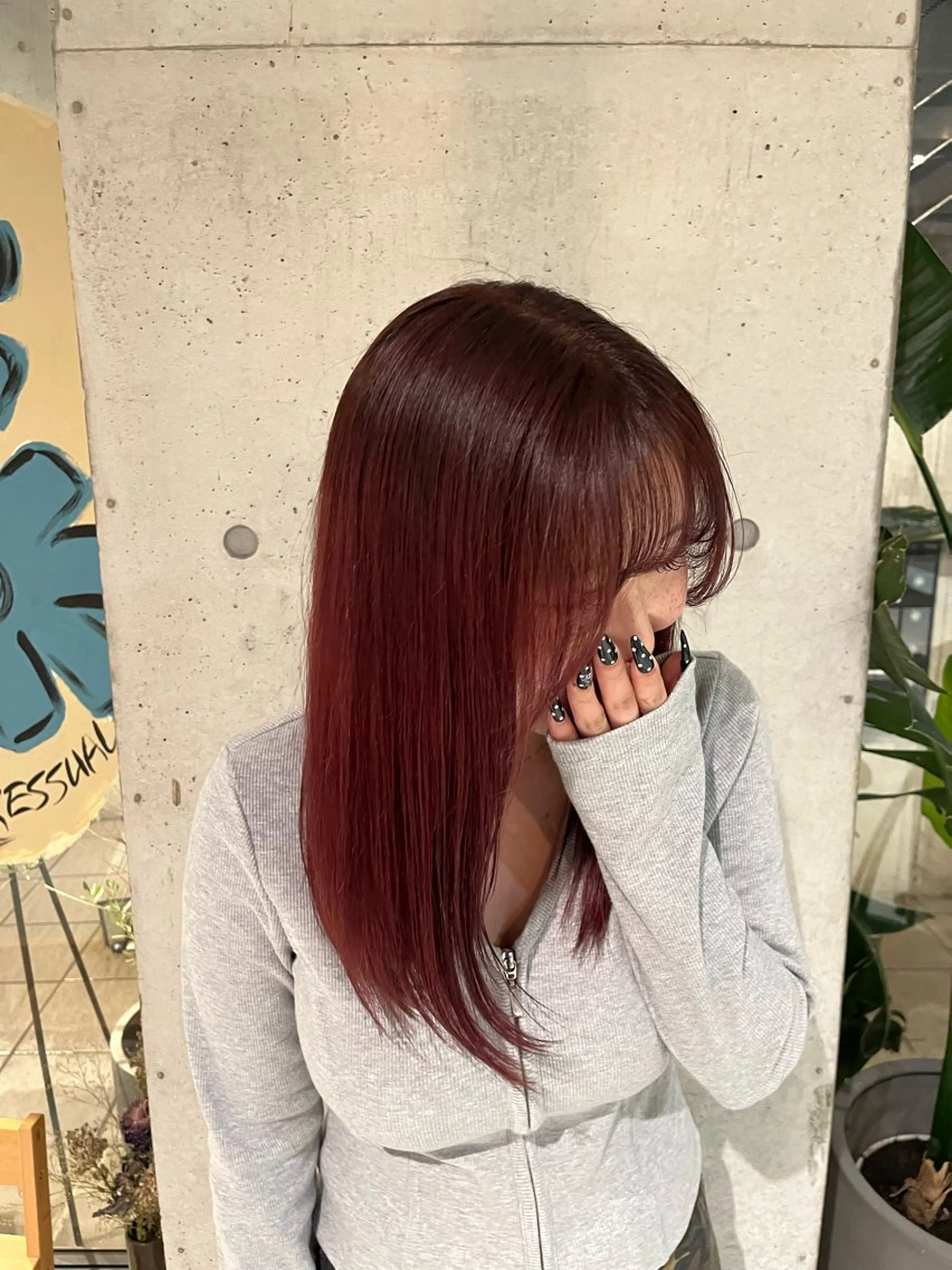 セミロング 菅野 紗弥のヘアスタイル