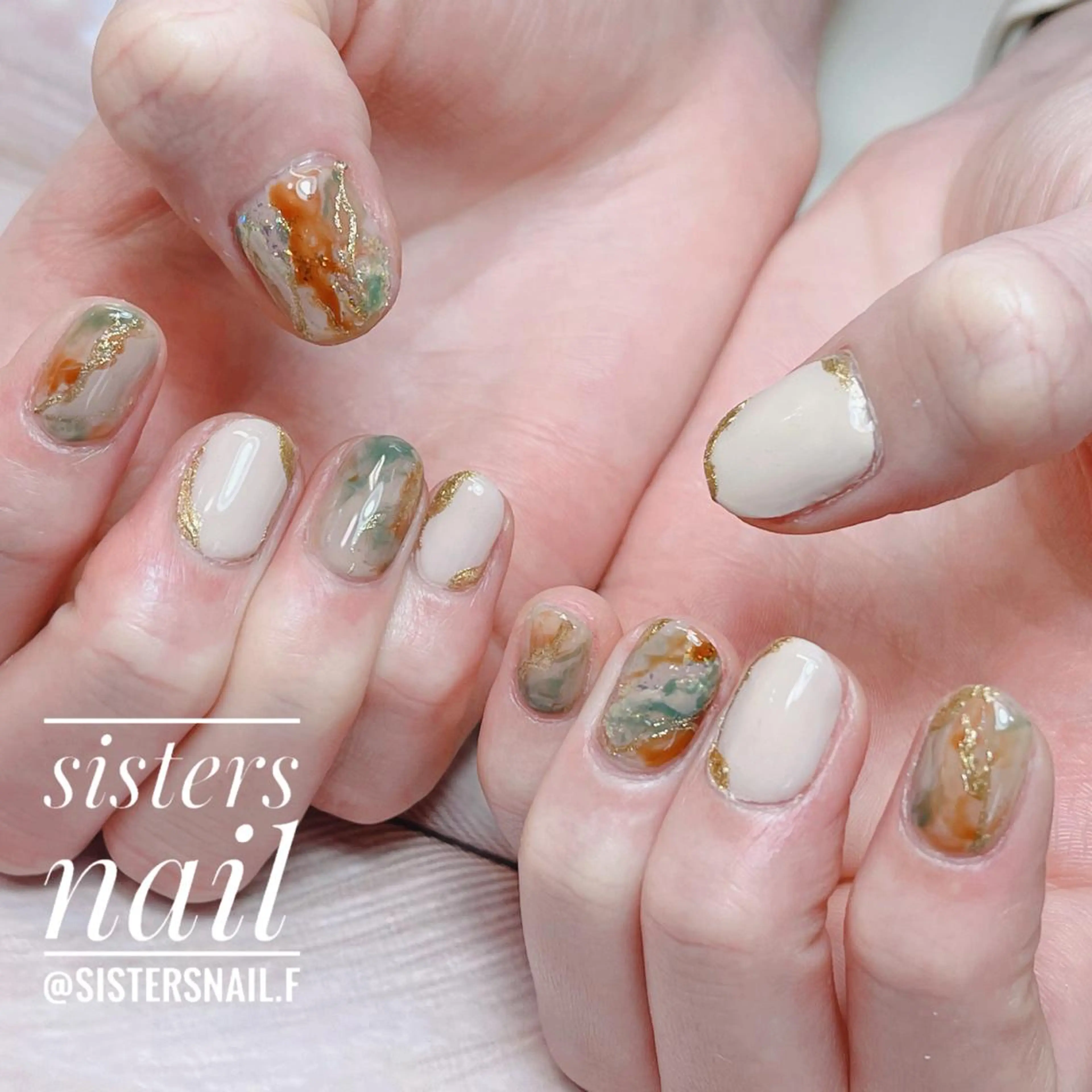 ネイル アートネイル カジュアル ハロウィン 大理石ネイル(マーブル) ニュアンスネイル sisters nail.fのネイルデザイン