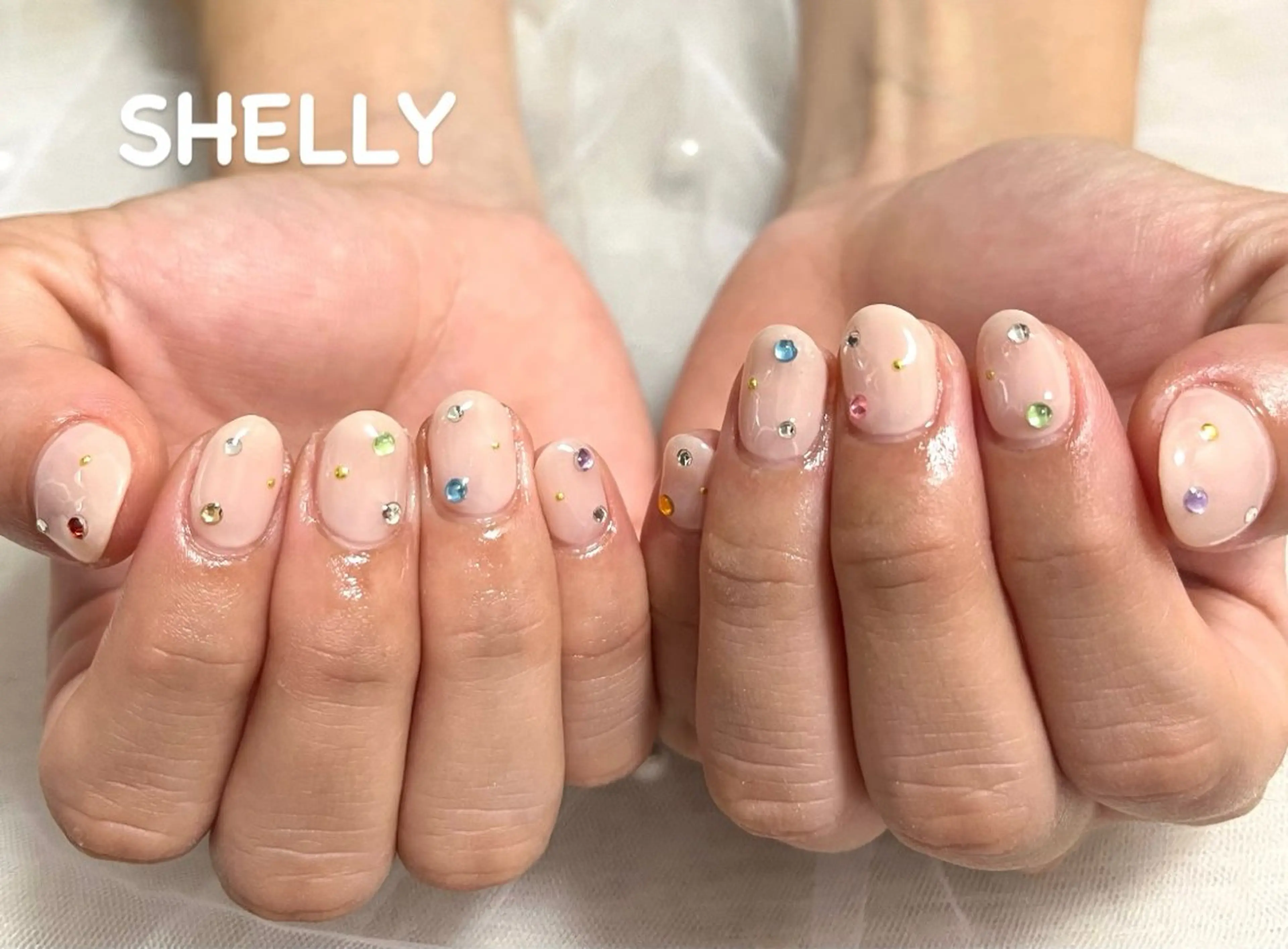 ネイル ショートネイル ストーンネイル 翁長 結唯のマツエク・マツパデザイン