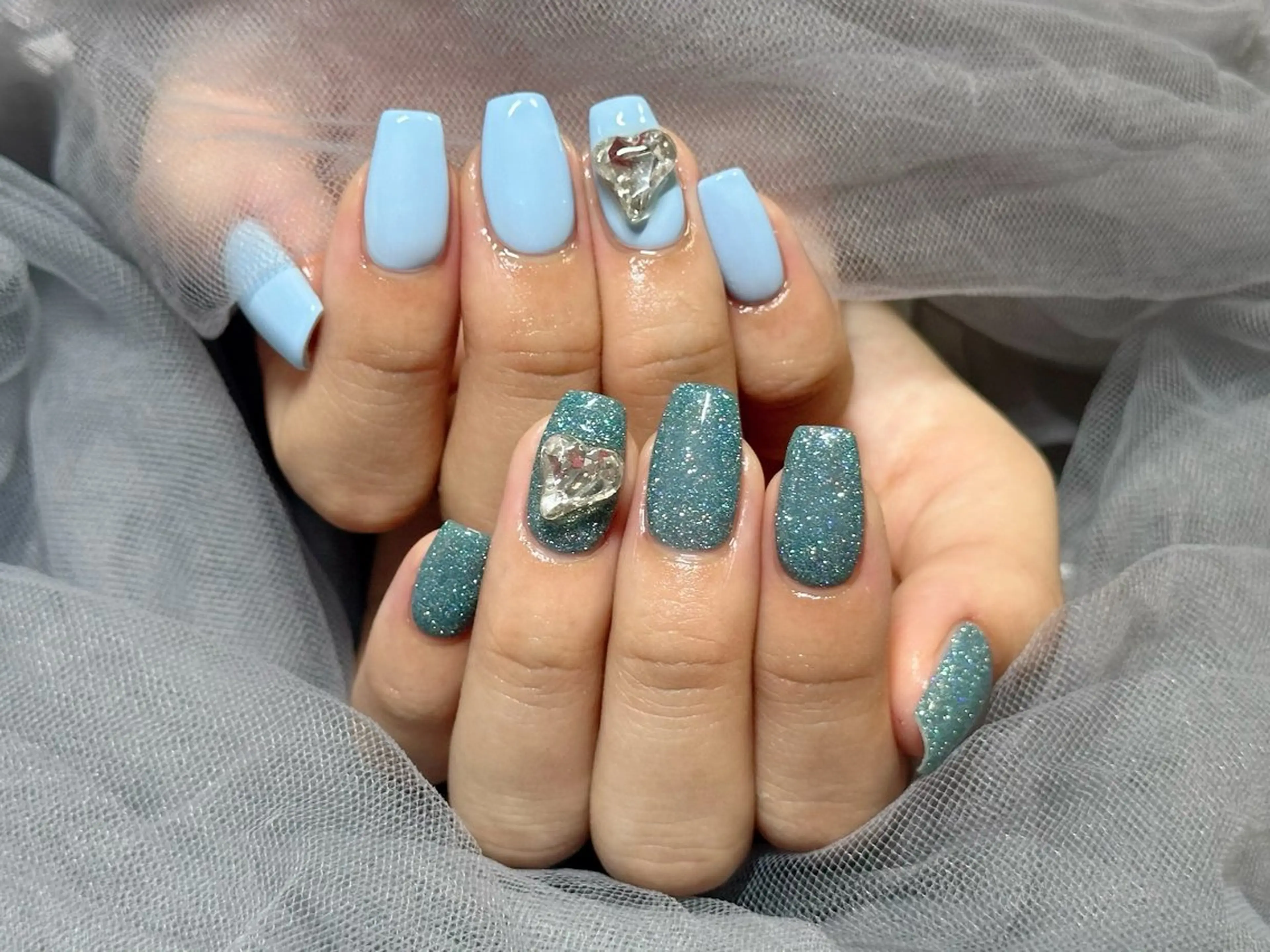ネイル 水色 ハンドネイル Nail Salon KURELLYのネイルデザイン