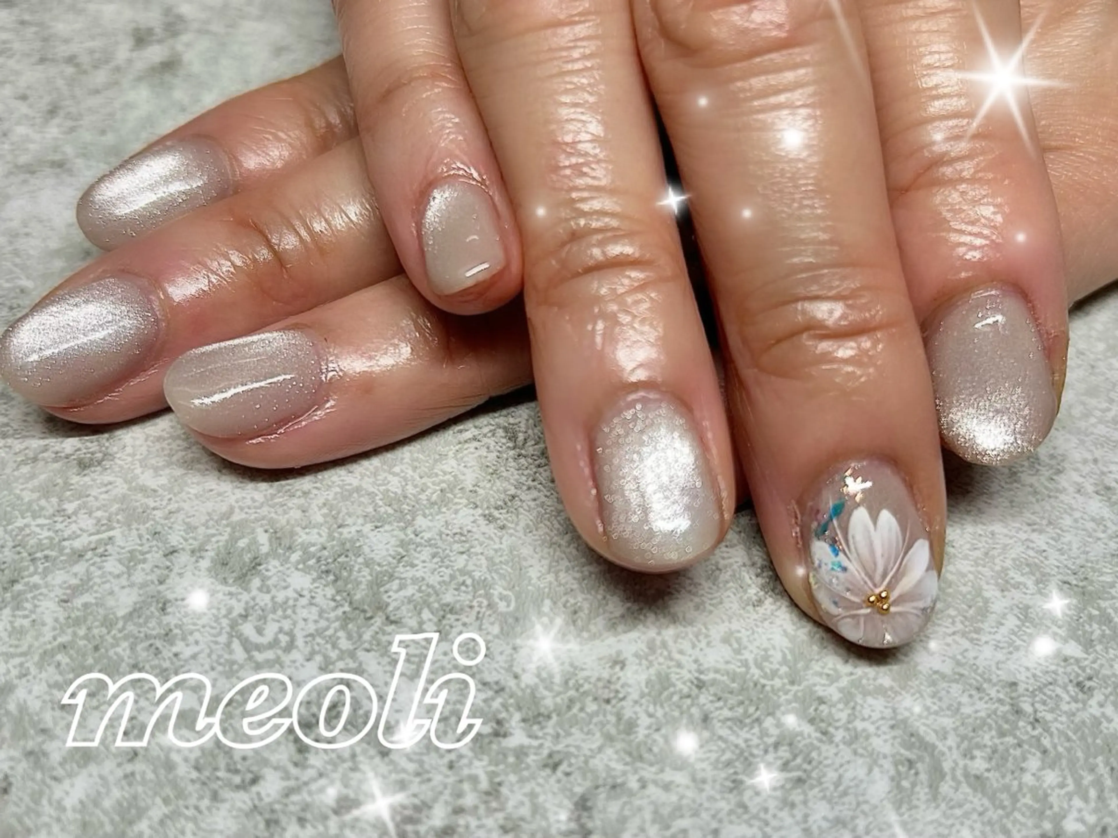 ネイル アートネイル 桜ネイル マグネットネイル ワンカラーネイル シンプルネイル ハンドネイル nail salon meoli　アヤのネイルデザイン
