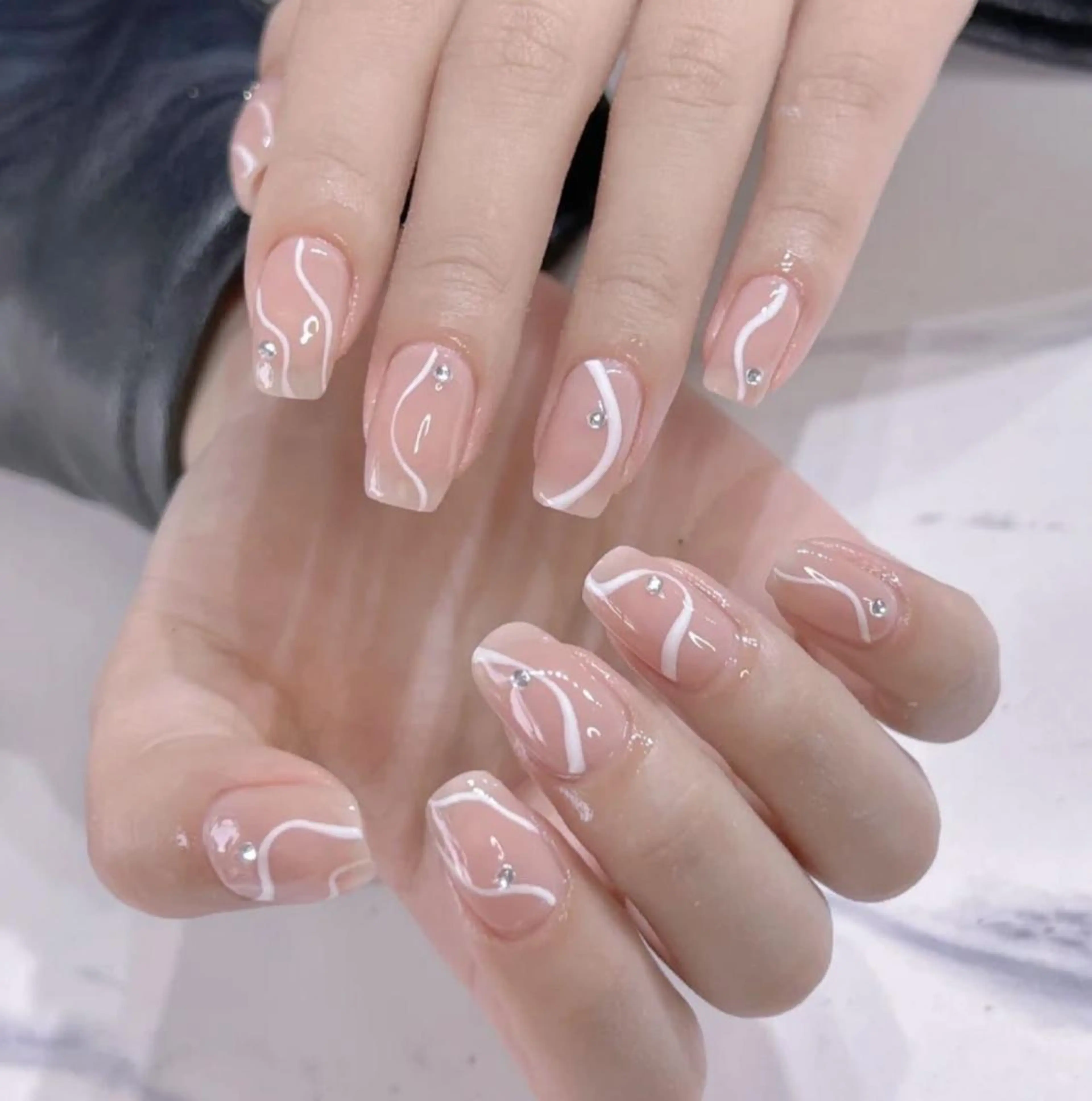 ネイル Queens テイのネイルデザイン