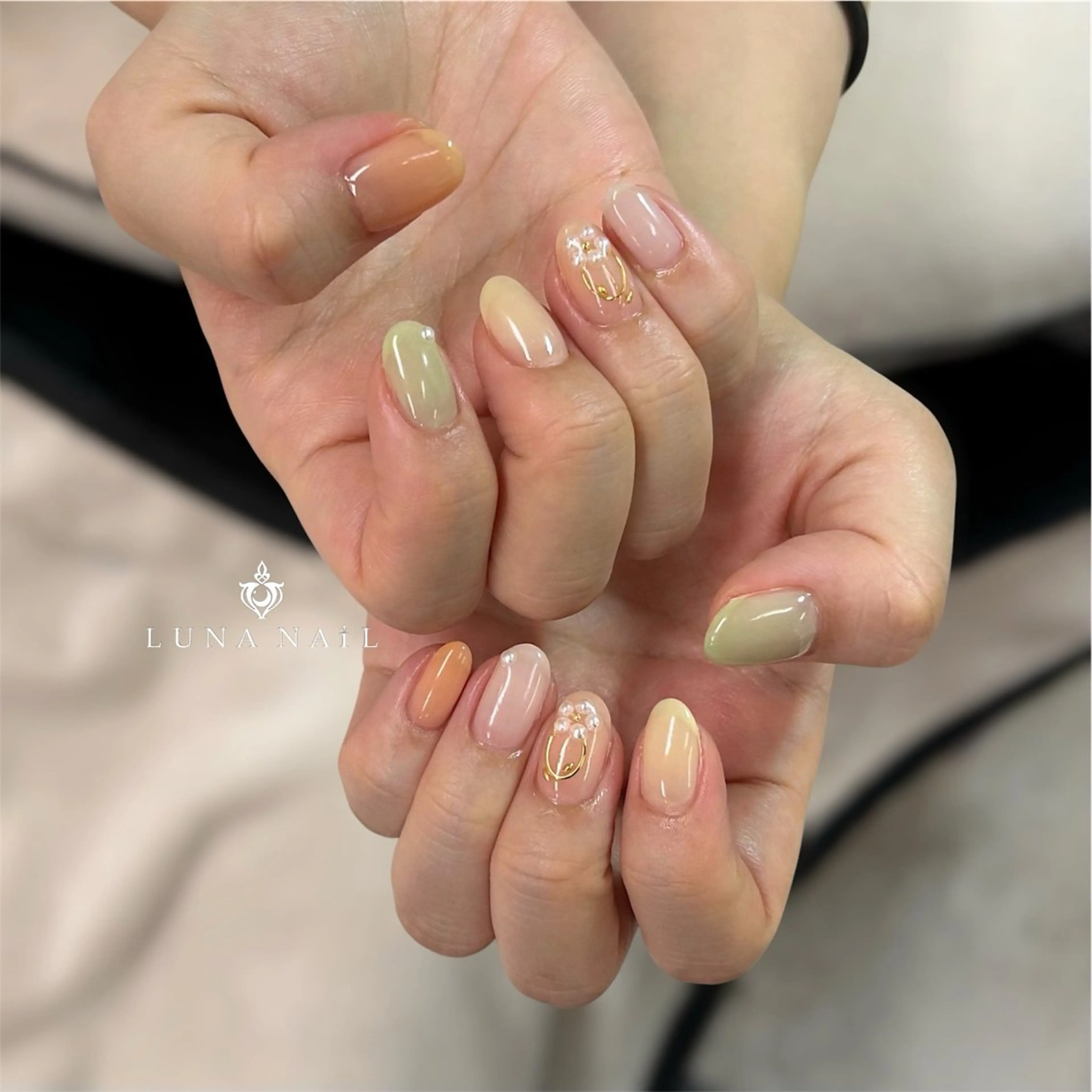 ネイル アトリエ　ミモザ所属・いまむら あかりのネイルデザイン