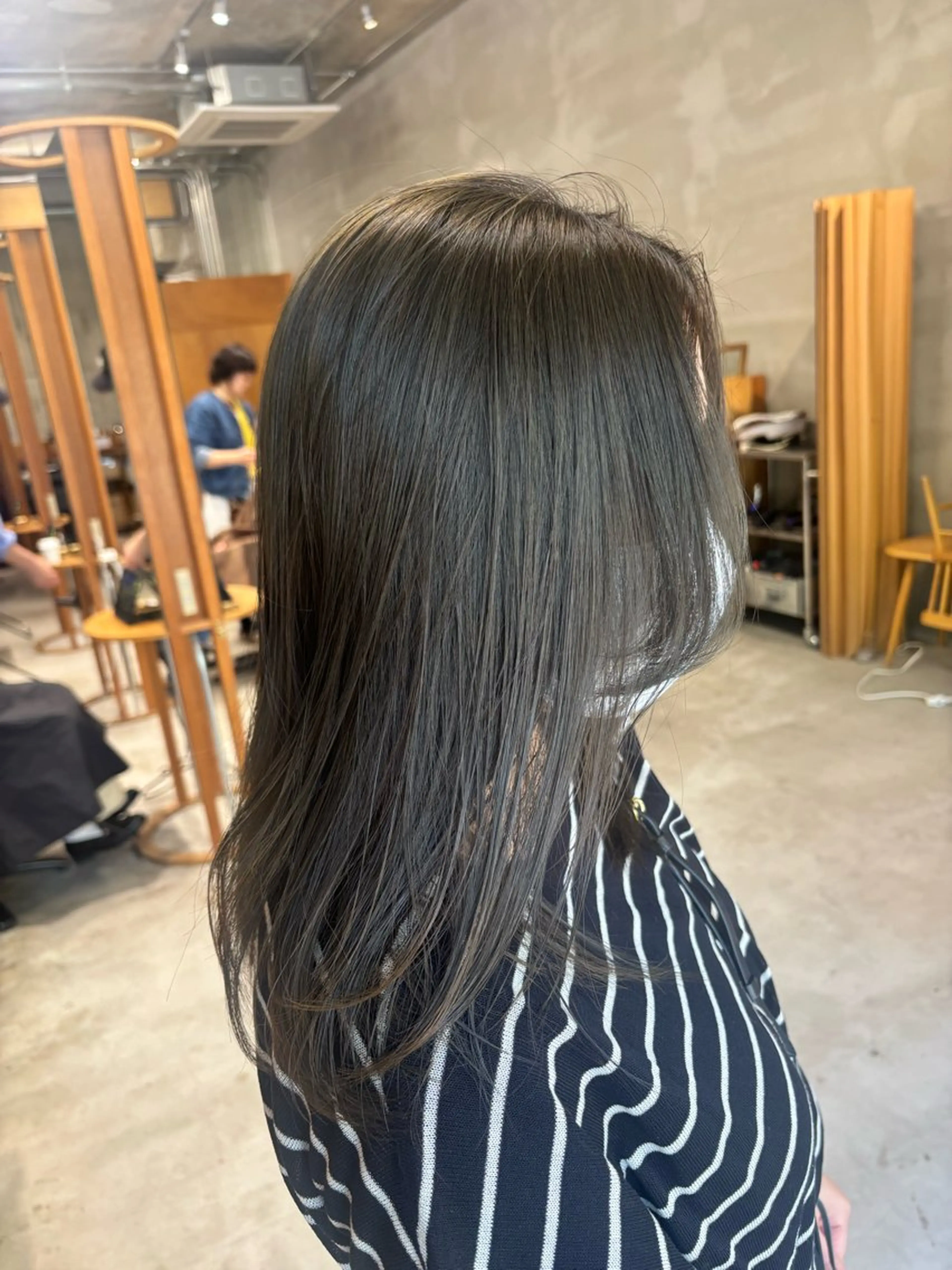 カラー ヘアカラー wewe: momoeのヘアスタイル