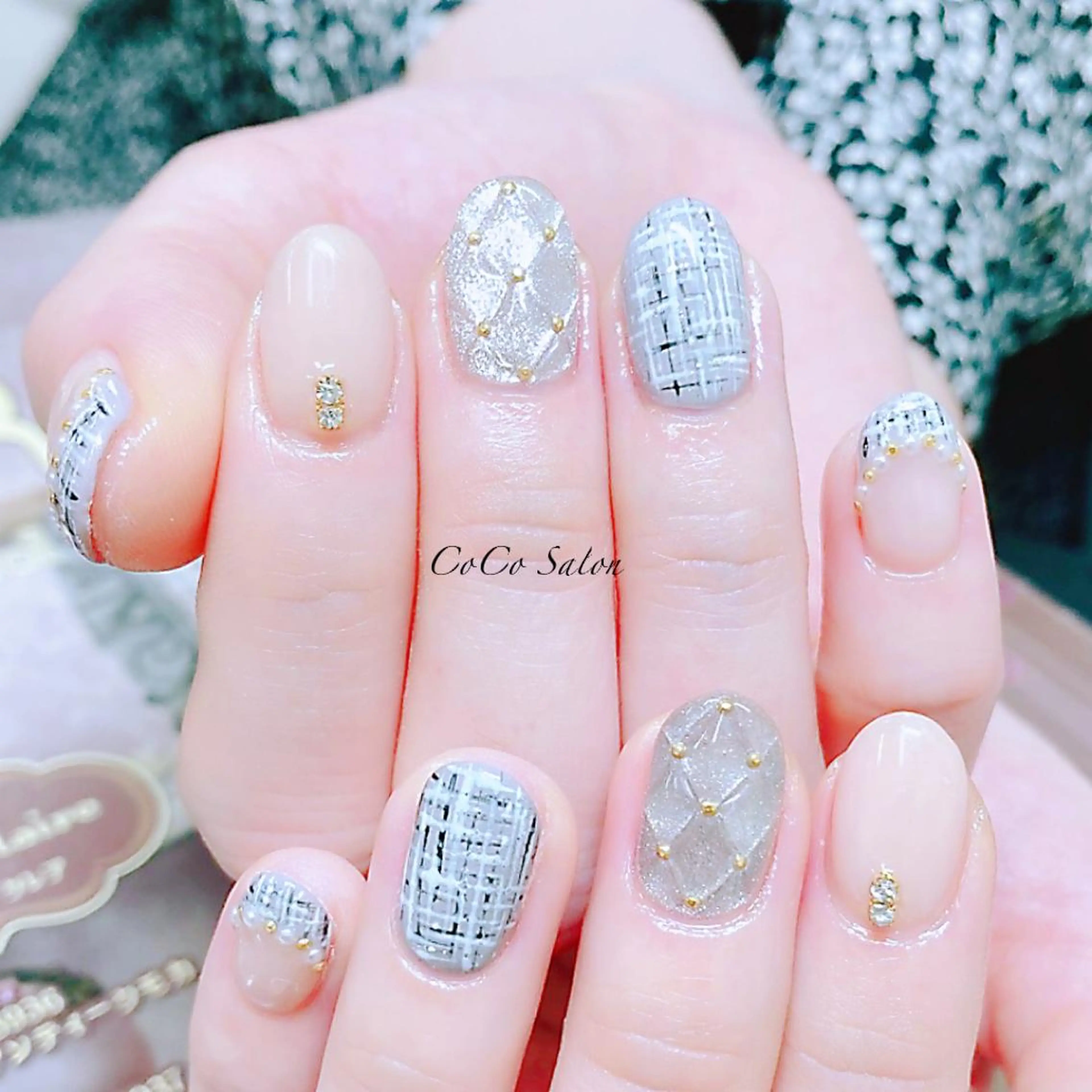 ネイル 長さ出し フレンチネイル ジェルネイル キラキラネイル 韓国ネイル ハンドネイル CoCoSalon ネイル/まつ毛予約のネイルデザイン