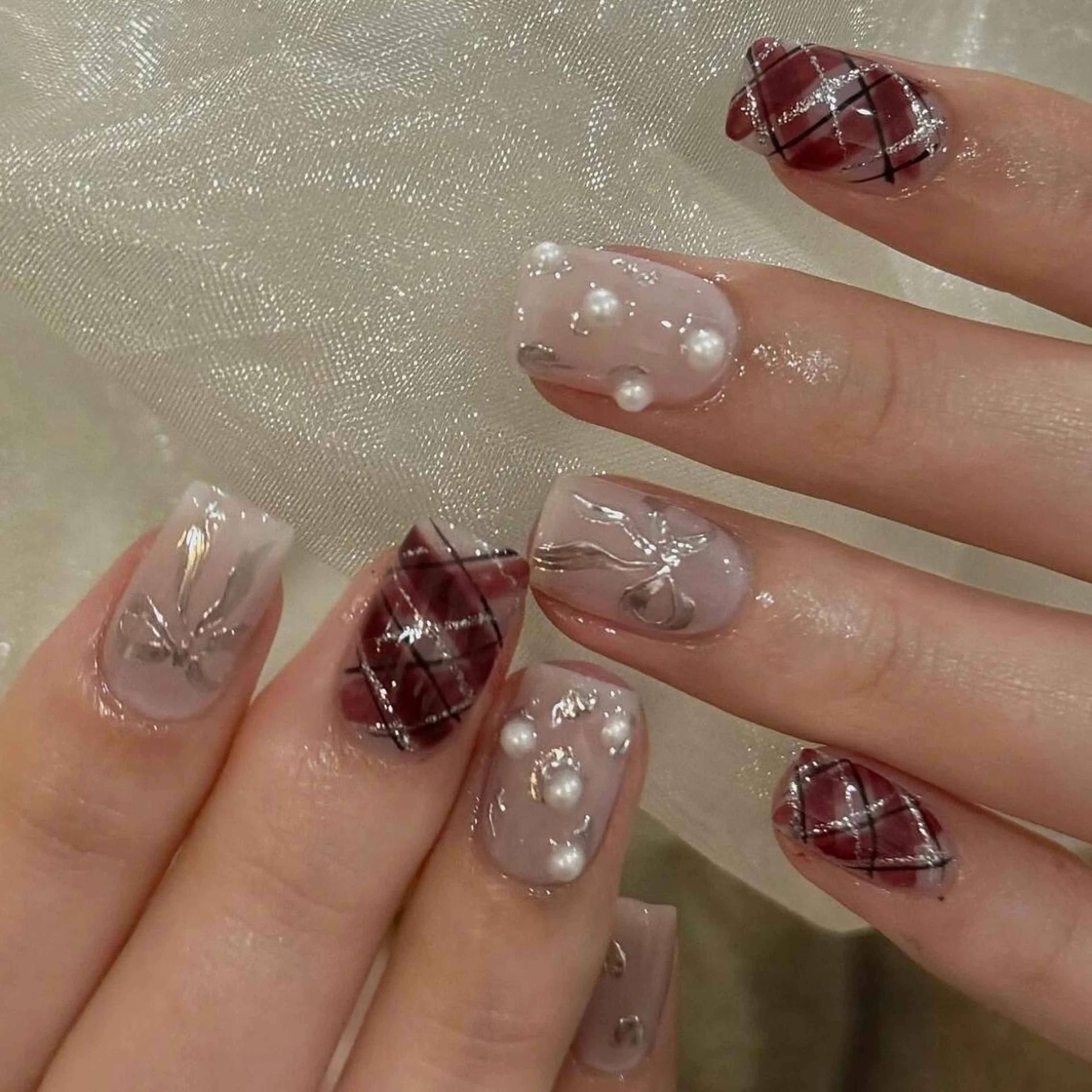 ネイル ハンドネイル ル ルのネイルデザイン