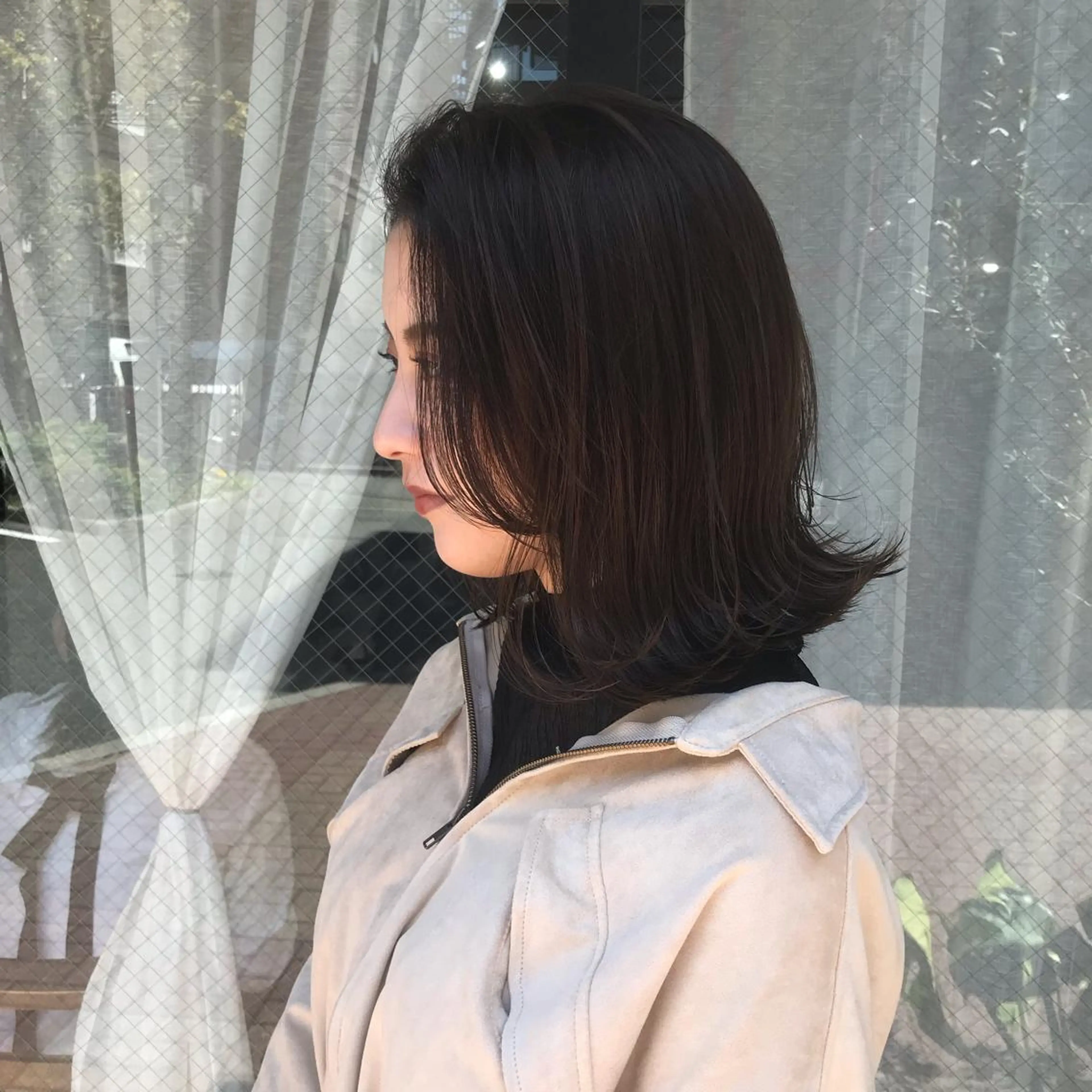 ミディアム カラー ベージュカラー ヘアカラー トリートメント salowin梅田所属・レイヤー/顔周り /AKARIのヘアスタイル