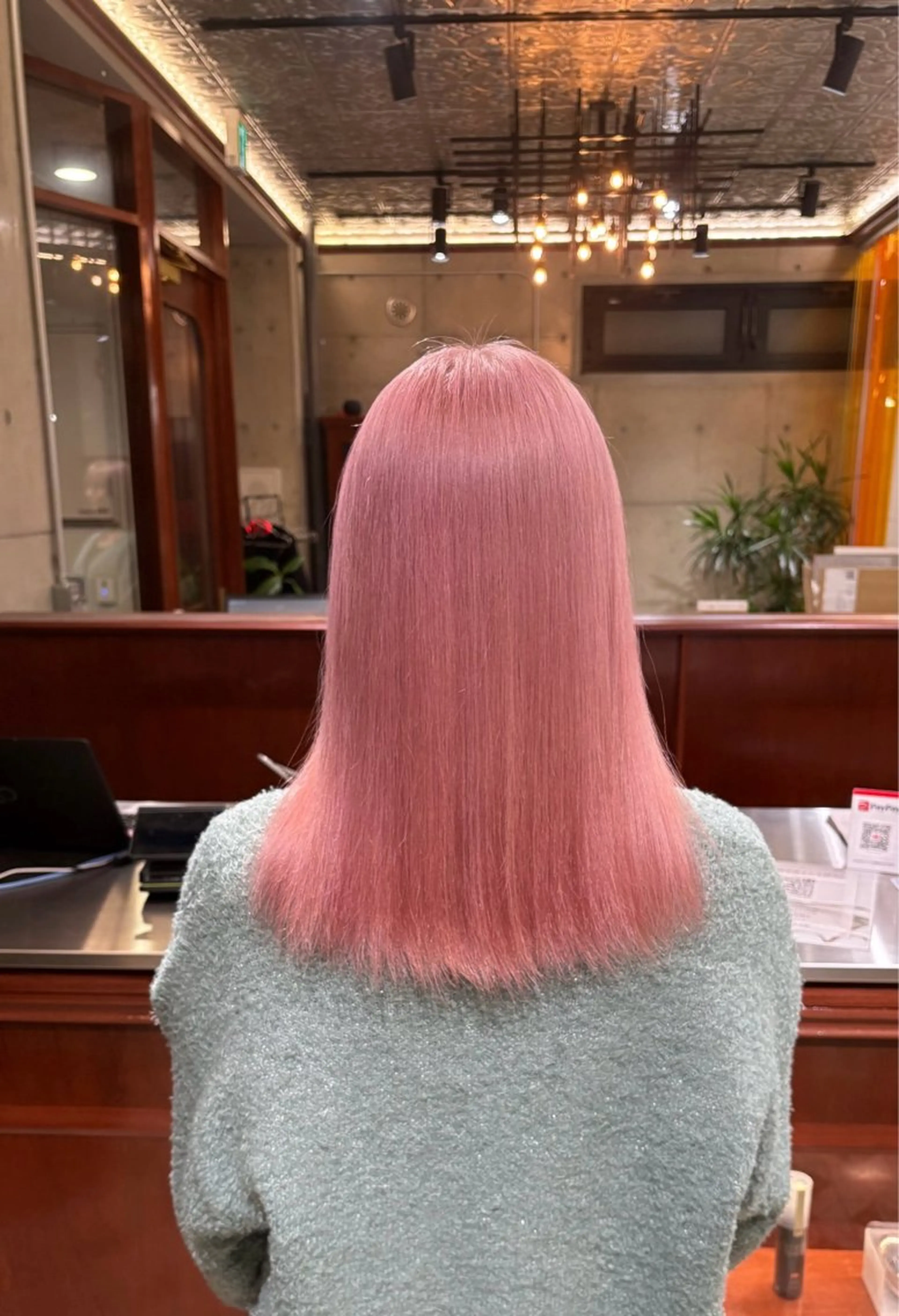 セミロング カラー ヘアカラー 閼伽井 誇和のヘアスタイル