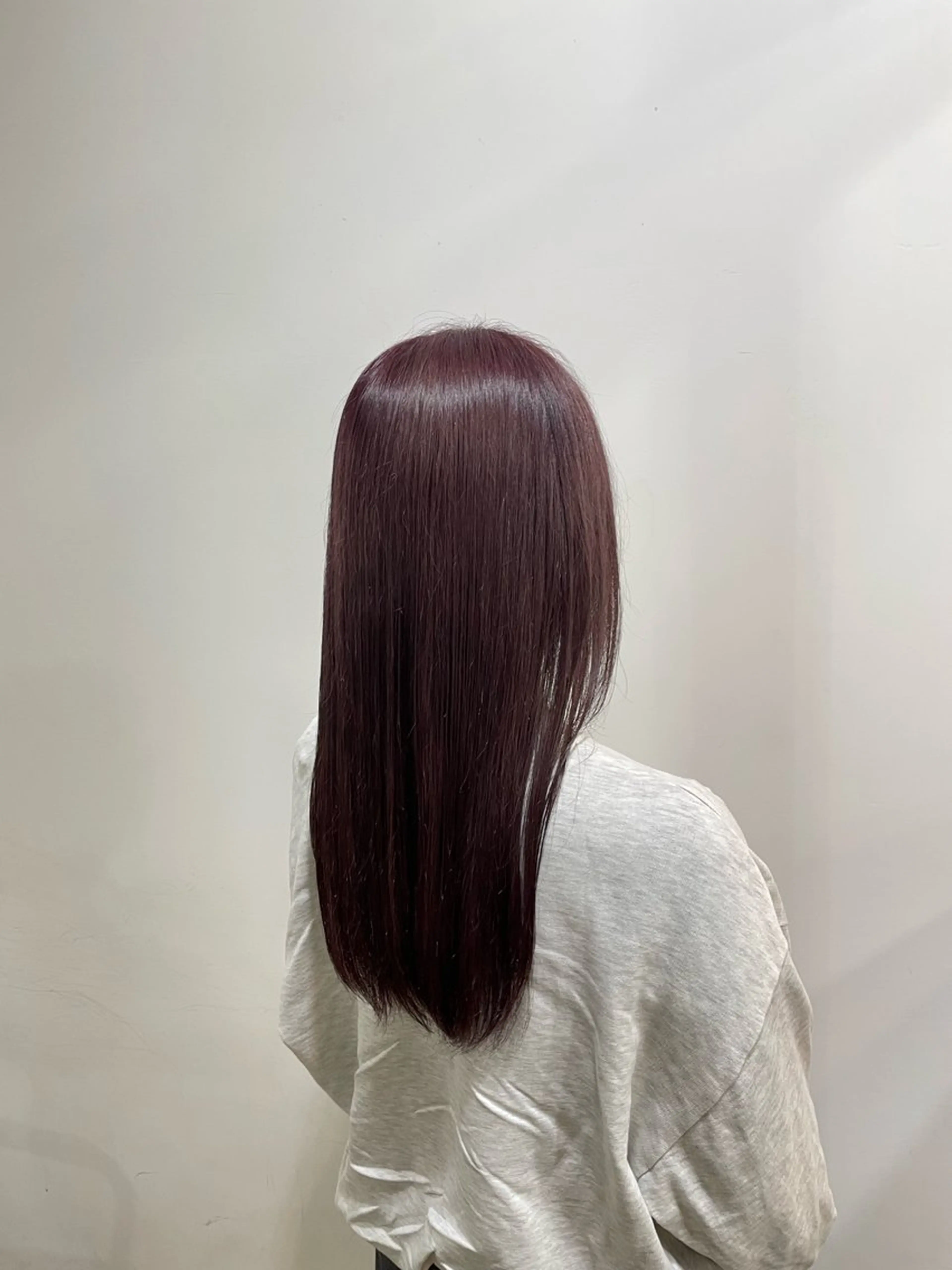 ロング ピンクブラウン オオシマ ミユのヘアスタイル