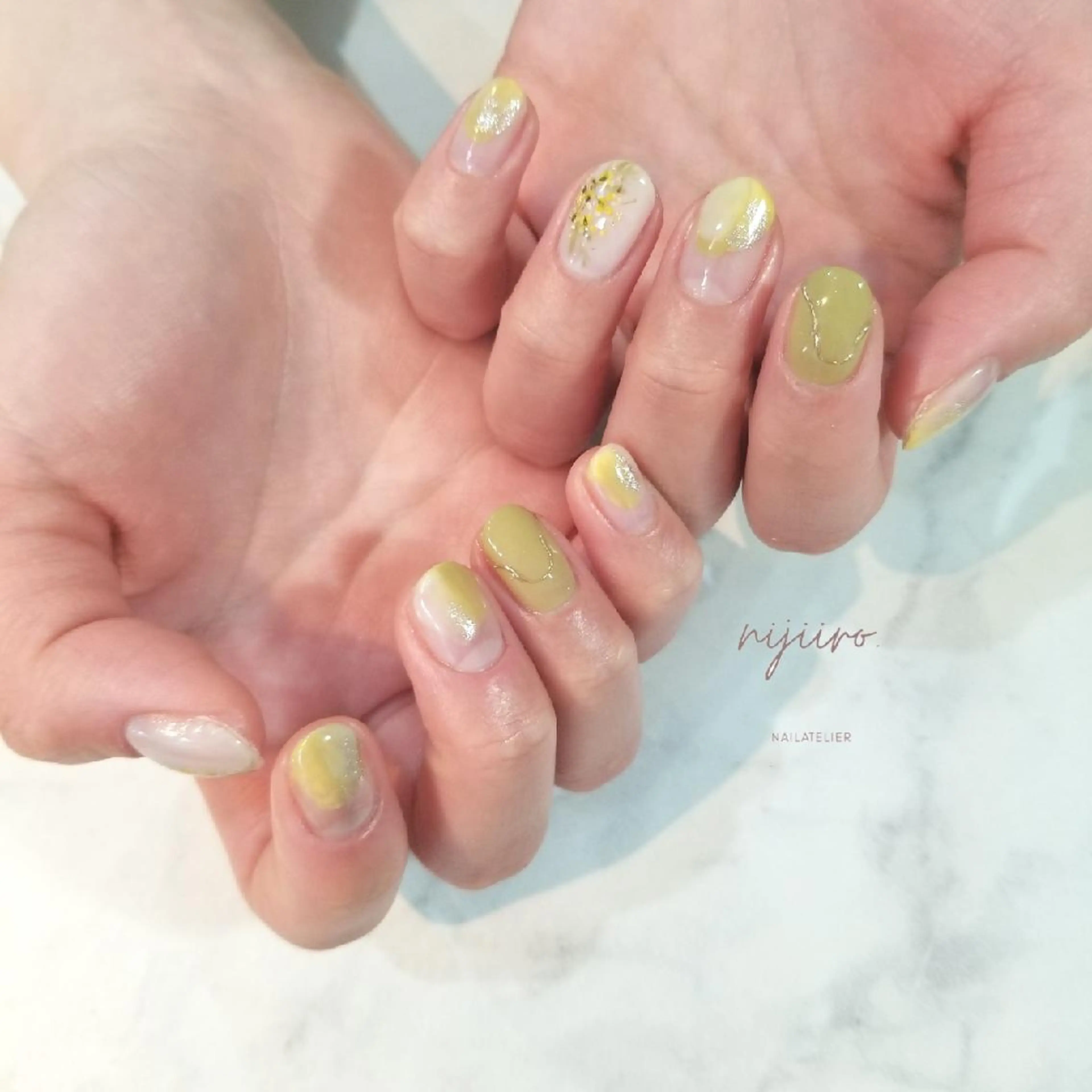 ネイル ハンドネイル nijiiro🌈 サトウのネイルデザイン