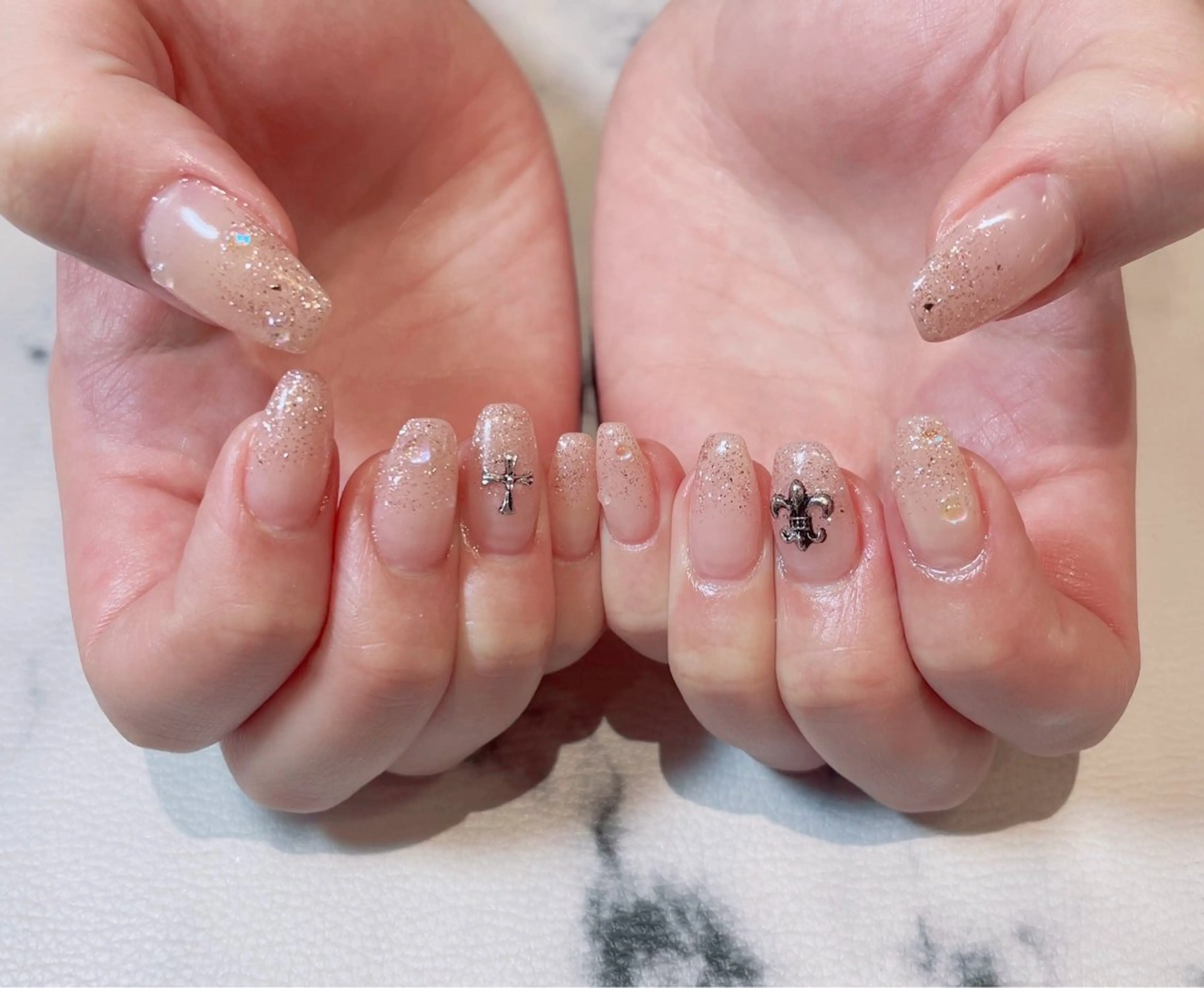 ネイル 奥田 加奈子のネイルデザイン