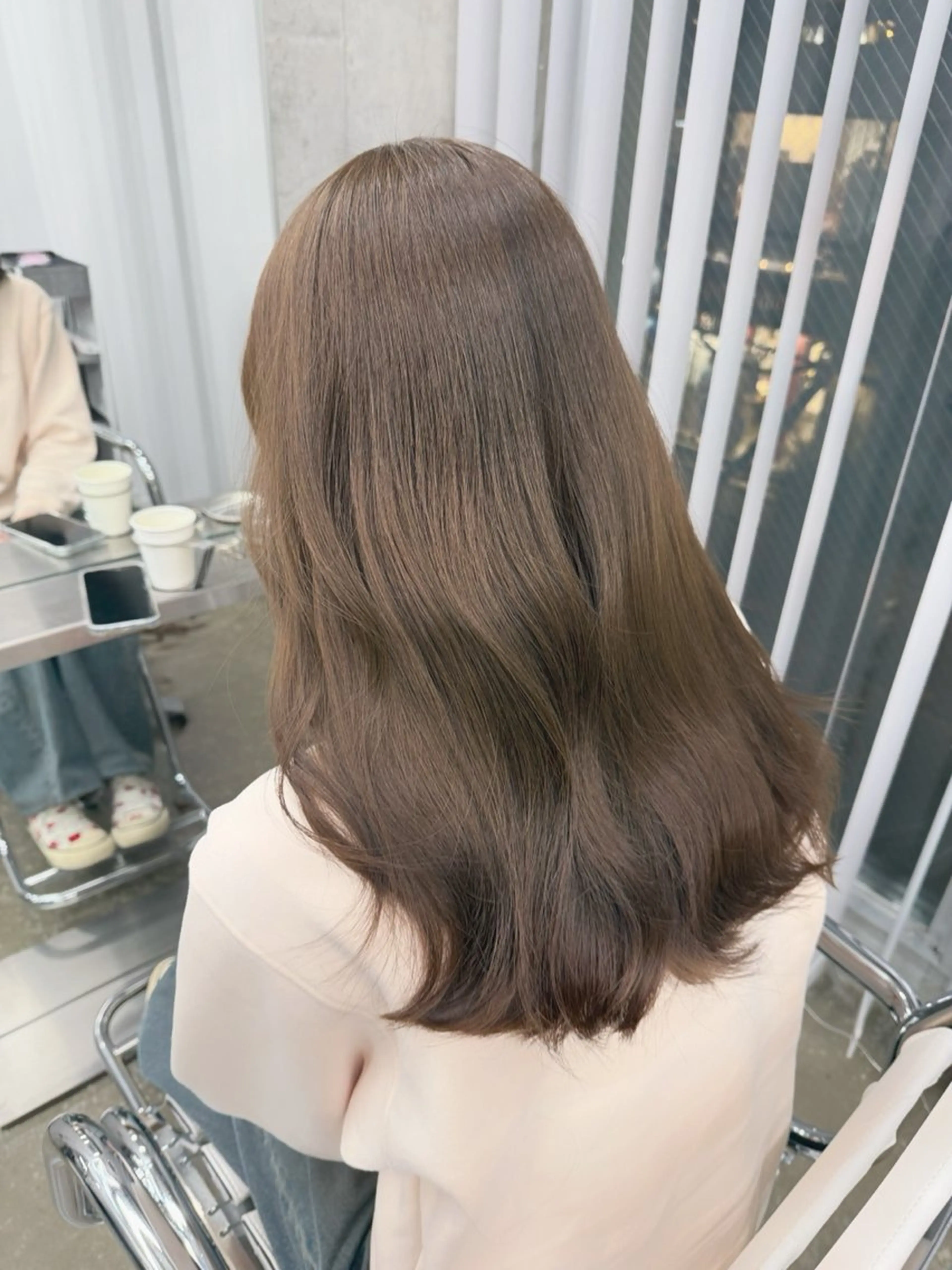 セミロング カラー ベージュカラー ダブルカラー オリーブベージュ カット ヘアカラー トリートメント 高橋大樹/グレージュ 透明感/髪質改善のヘアスタイル