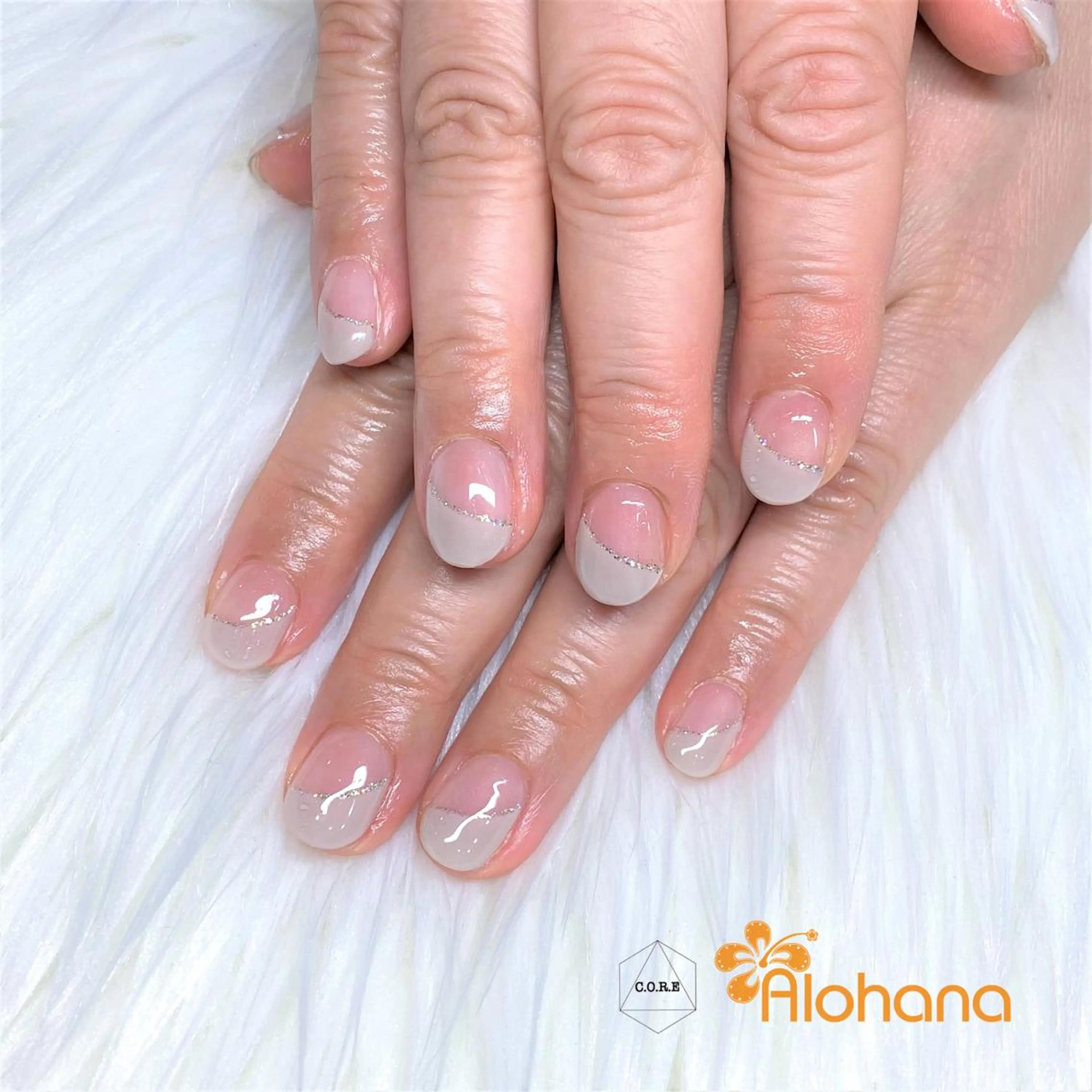 ネイル フレンチネイル ラメ(グリッター) ハンドネイル Alohana所属・Alohana Minaのネイルデザイン