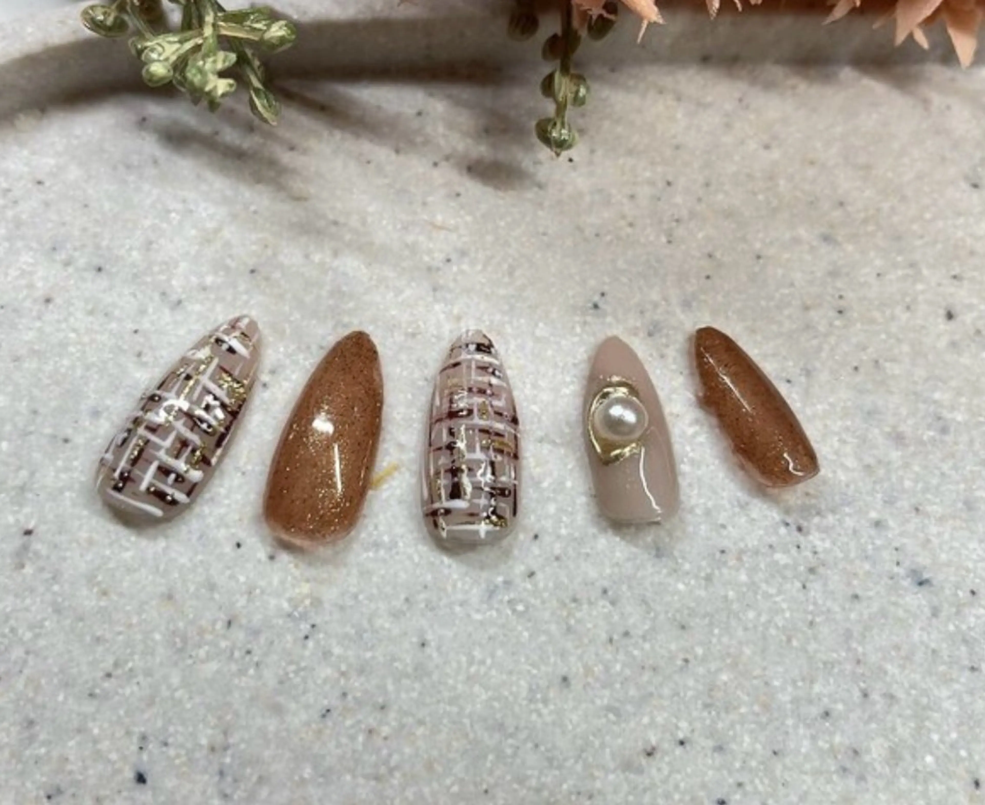 ネイル アートネイル チークネイル 長さ出し フットネイル ジェルネイル 山田 由奈のネイルデザイン