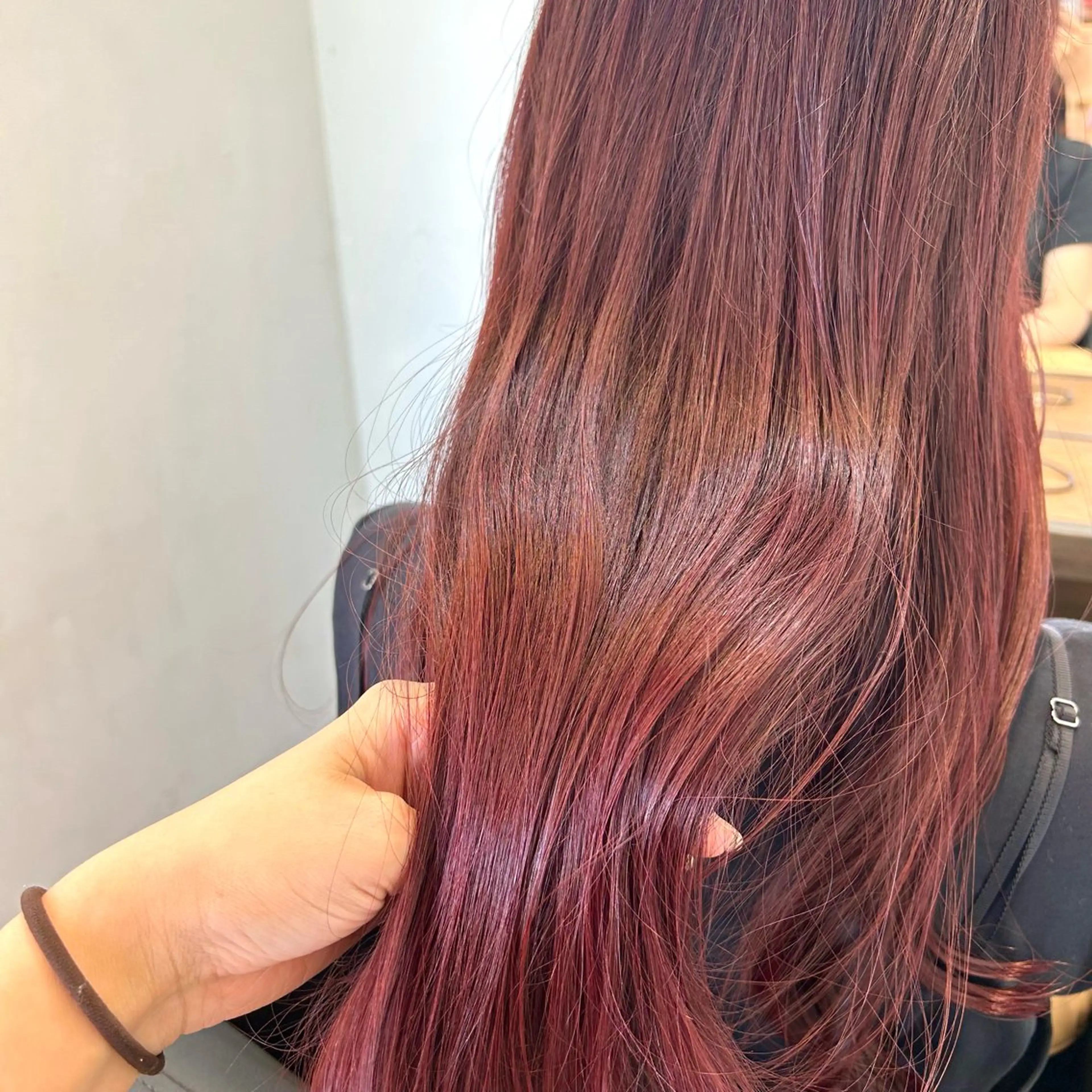 カラー ブリーチ ピンクカラー ヘアカラー 藤間 帆乃夏（とうまほのかのヘアスタイル