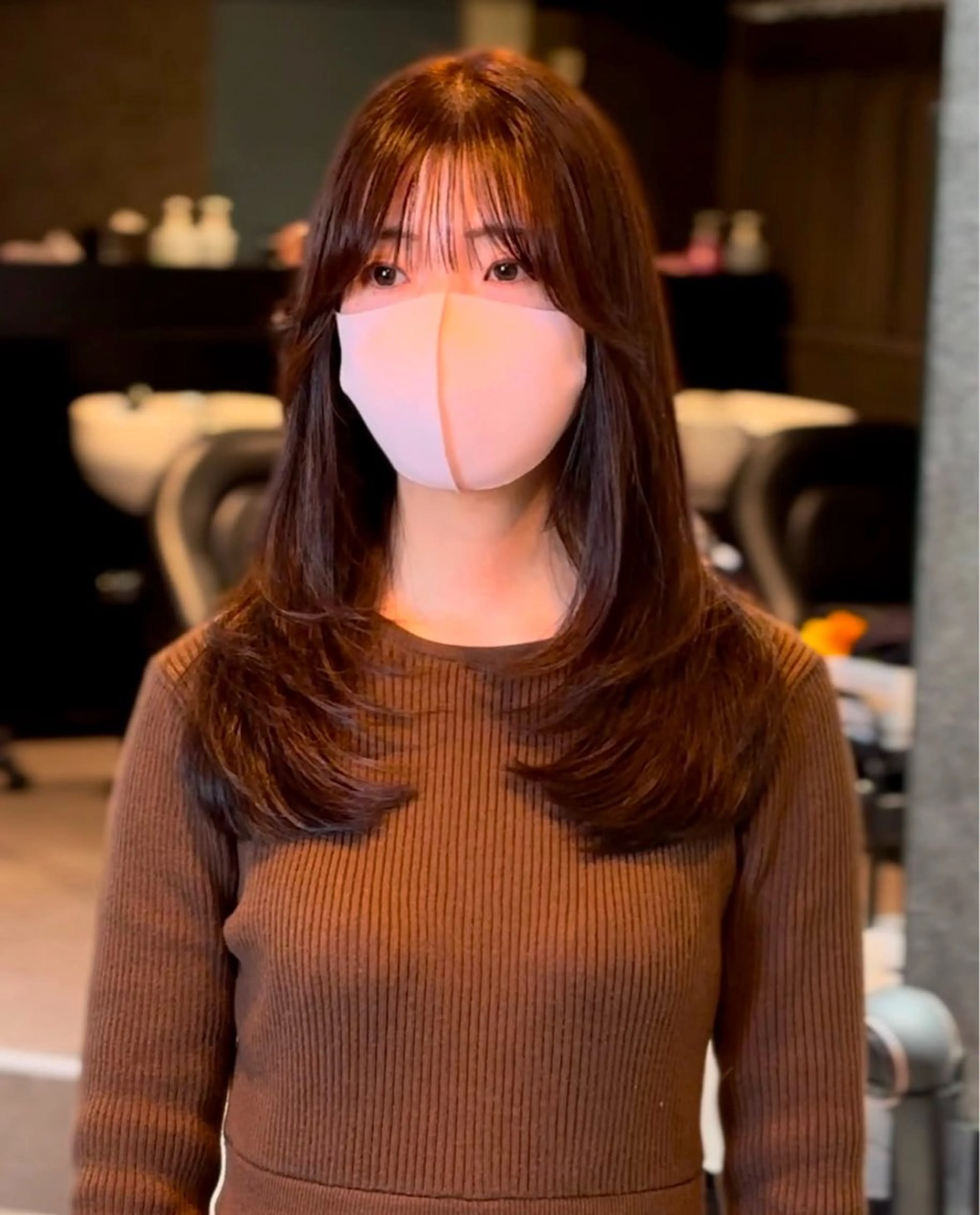 セミロング カット ヘアカラー トリートメント 新宿/韓国レイヤー/ 顔まわり/メンズヘアのヘアスタイル