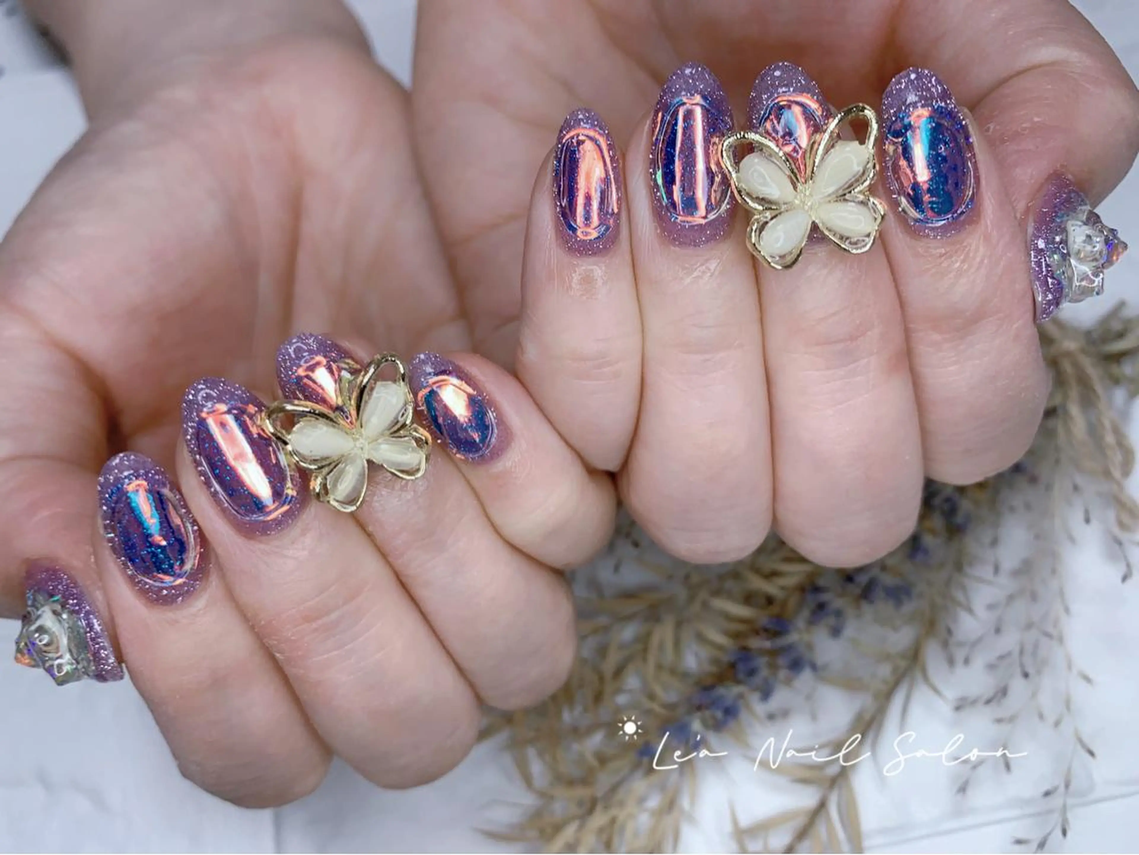 ショート カラー ネイル Le’a NailSalonのネイルデザイン