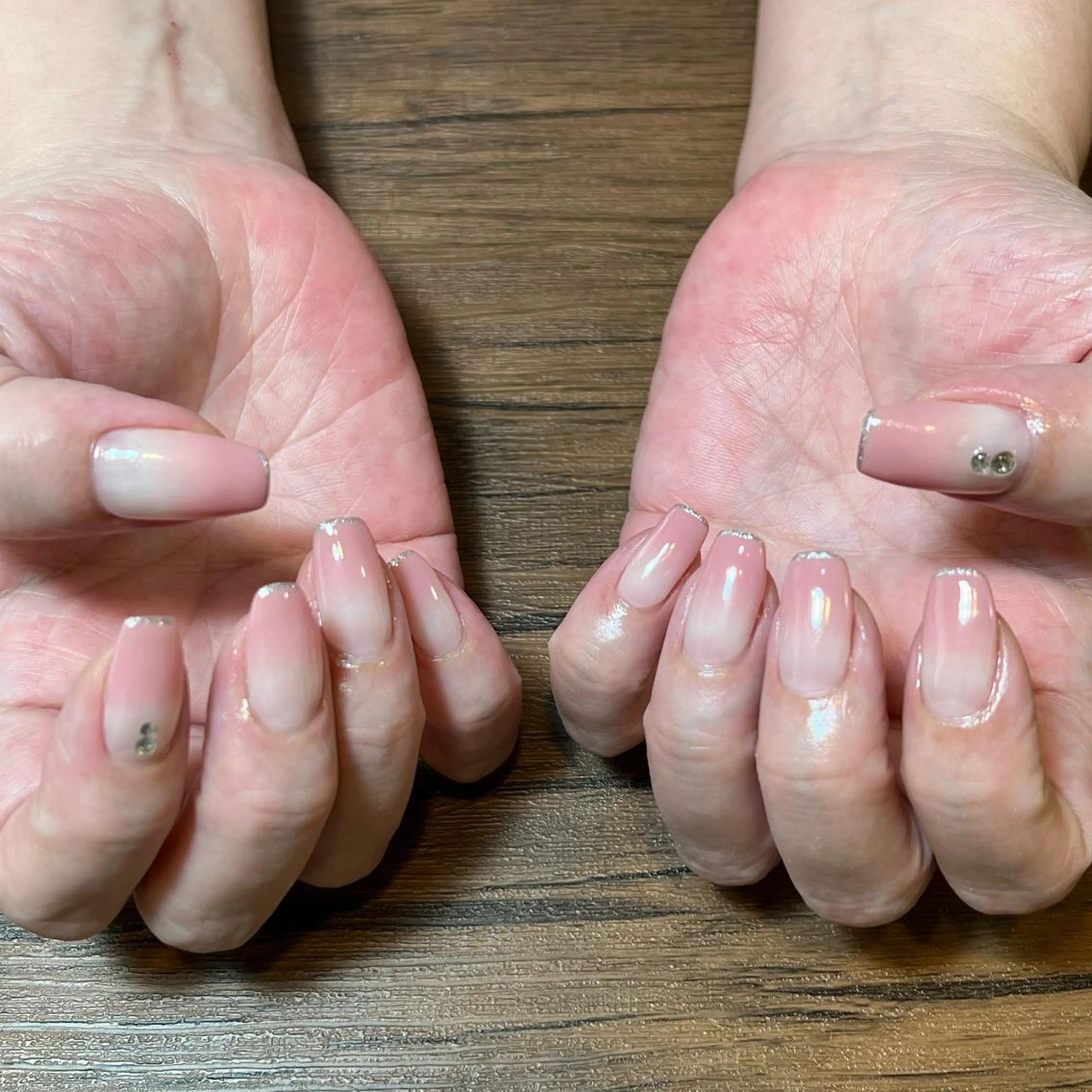 ネイル ラメ(グリッター) ハンドネイル HENRIETTA NAILSALONのネイルデザイン