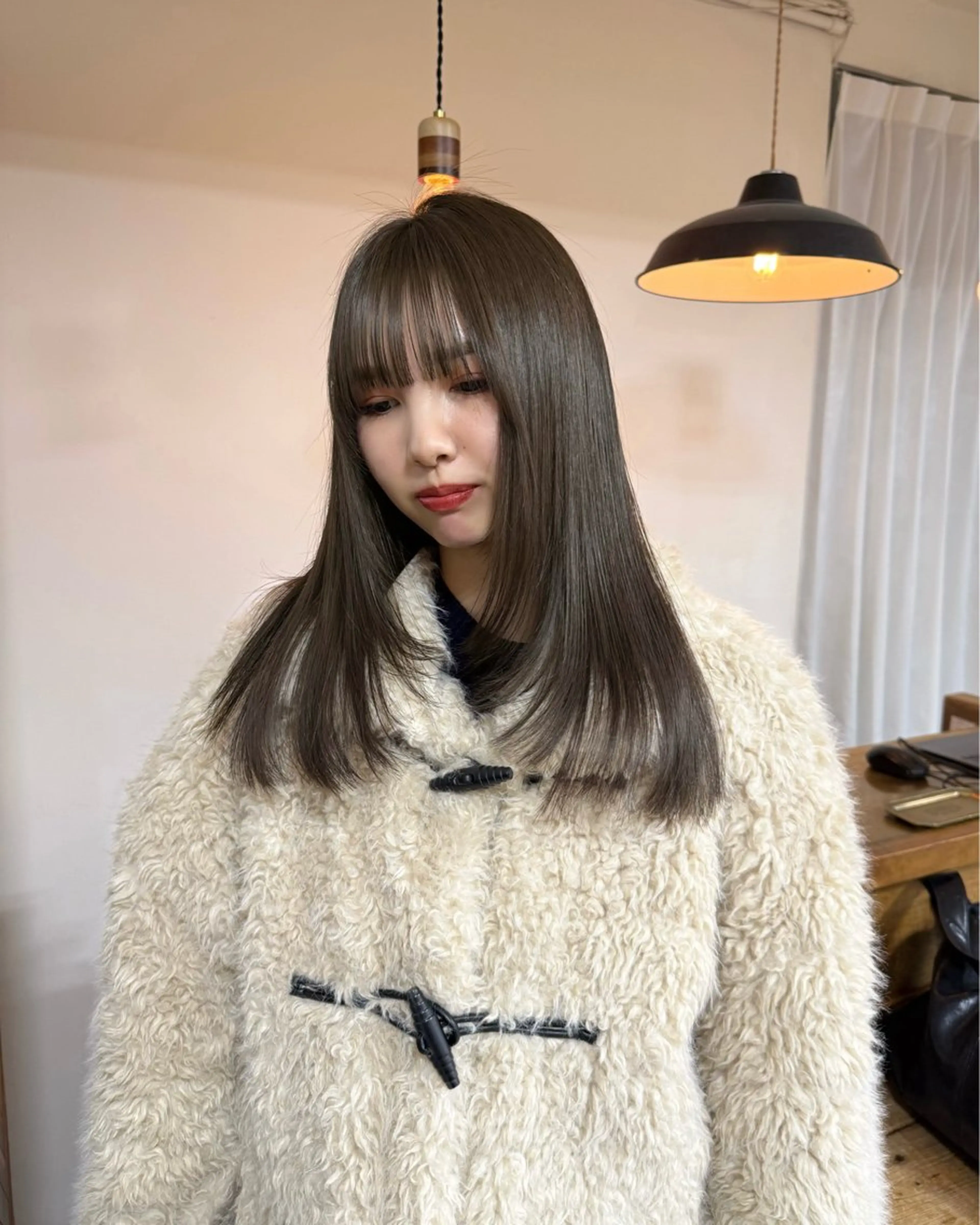 セミロング まろやか透明感カラー ♡MANAのヘアスタイル